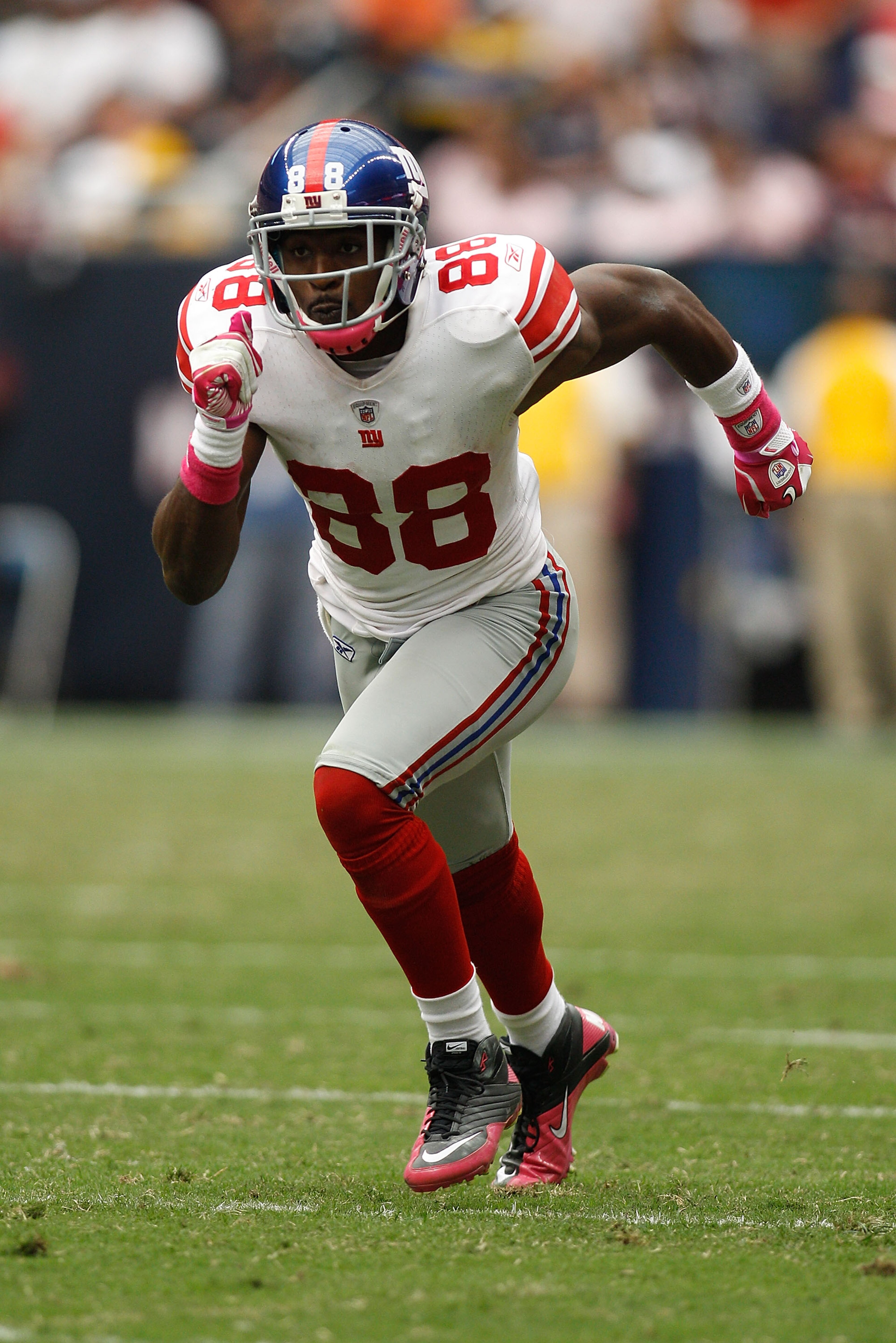 HOUSTON - OCTOBER 10:  Hakeem Niks #88 of the New York Giants in action during the game against the Houston Texans at Reliant Stadium on October 10, 2010 in Houston, Texas.  (Photo by Chris Graythen/Getty Images)