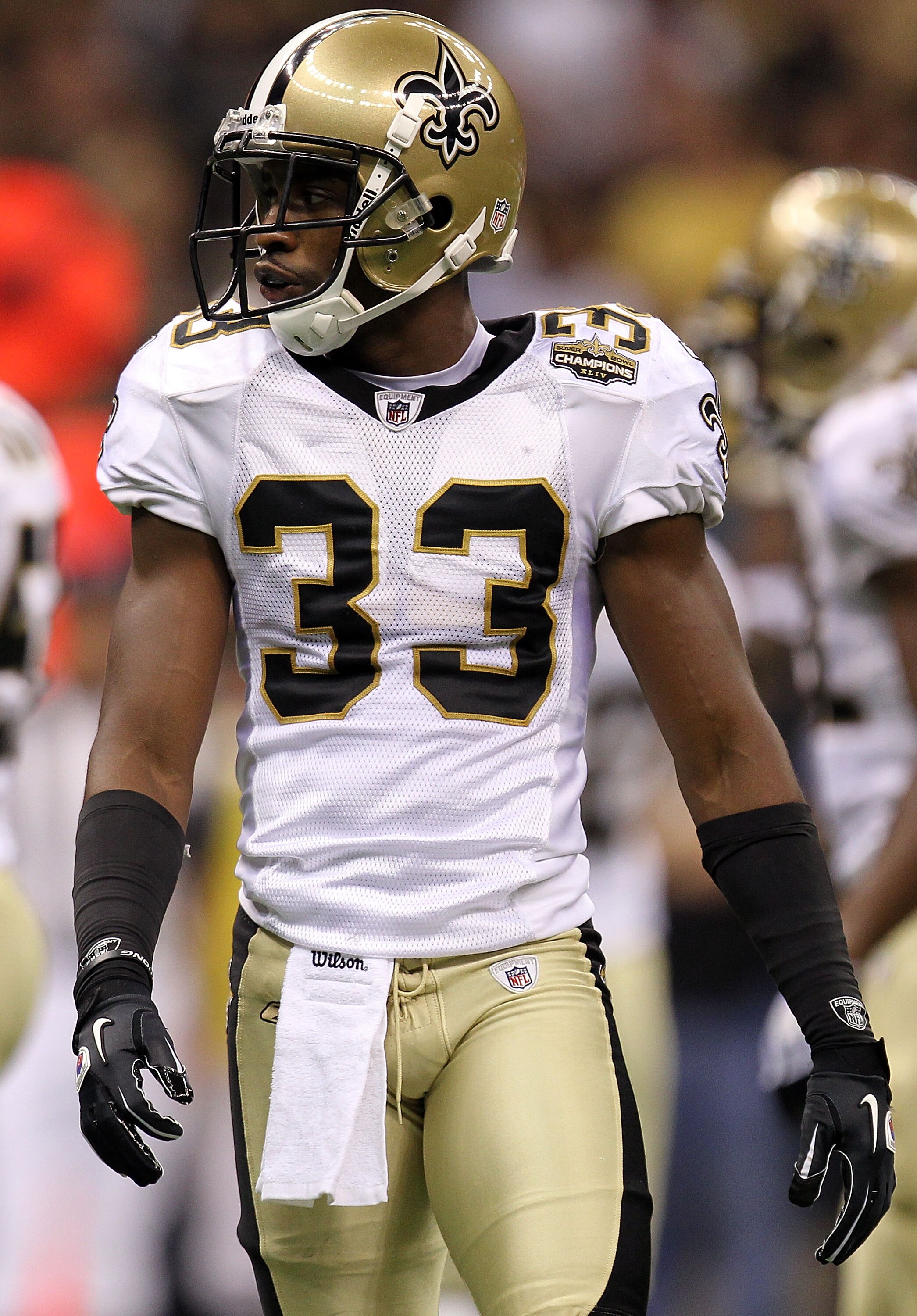 NEW ORLEANS - SEPTEMBER 09:  Jabari Greer #33 of the New Orleans Saints at Louisiana Superdome on September 9, 2010 in New Orleans, Louisiana.  (Photo by Ronald Martinez/Getty Images)