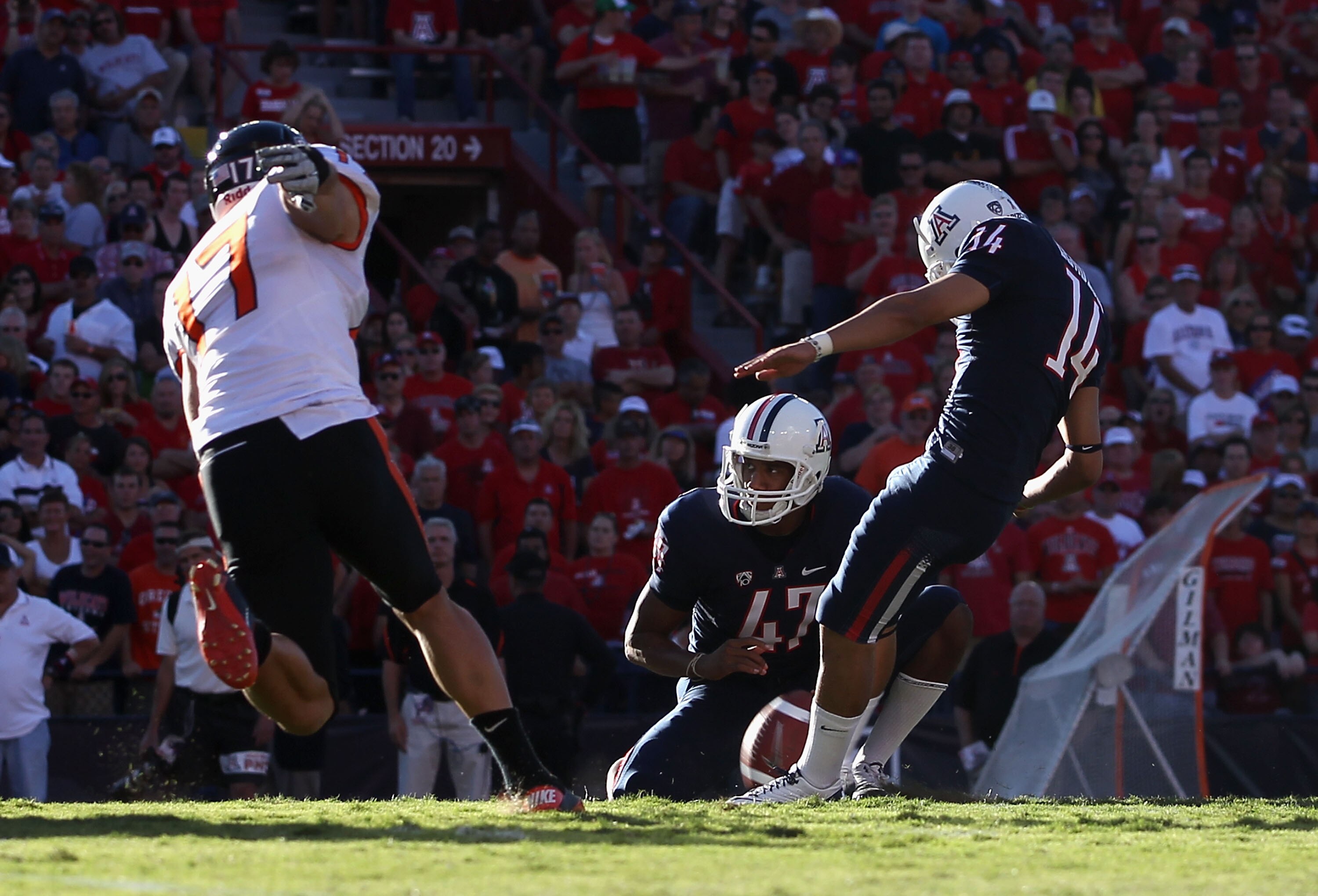 TUCSON, AZ - OCTOBER 09:  Kicker Alex Zendejas #1 of the Arizona Wildcats kicks a field goal against the Oregon State Beavers during the college football game at Arizona Stadium on October 9, 2010 in Tucson, Arizona. The Beavers defeated the Wildcats 29-2