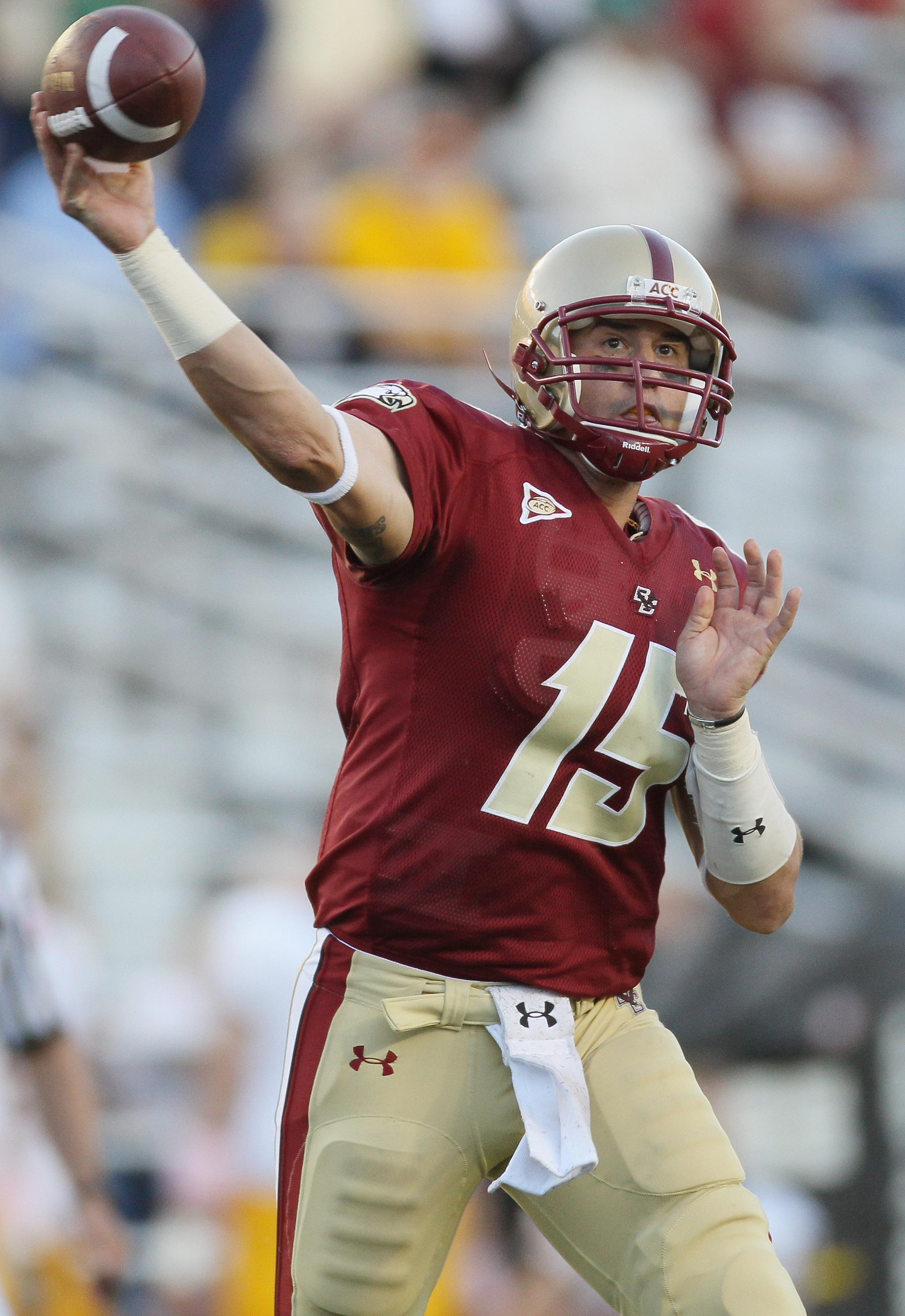 CHESTNUT HILL, MA - SEPTEMBER 11:  Dave Shinskie #15 of the Boston College Eagles passes the ball against the Kent State Golden Flashes on September 11, 2010 at Alumni Stadium in Chestnut Hill, Massachusetts. Boston College defeated Kent State 26-13.  (Ph