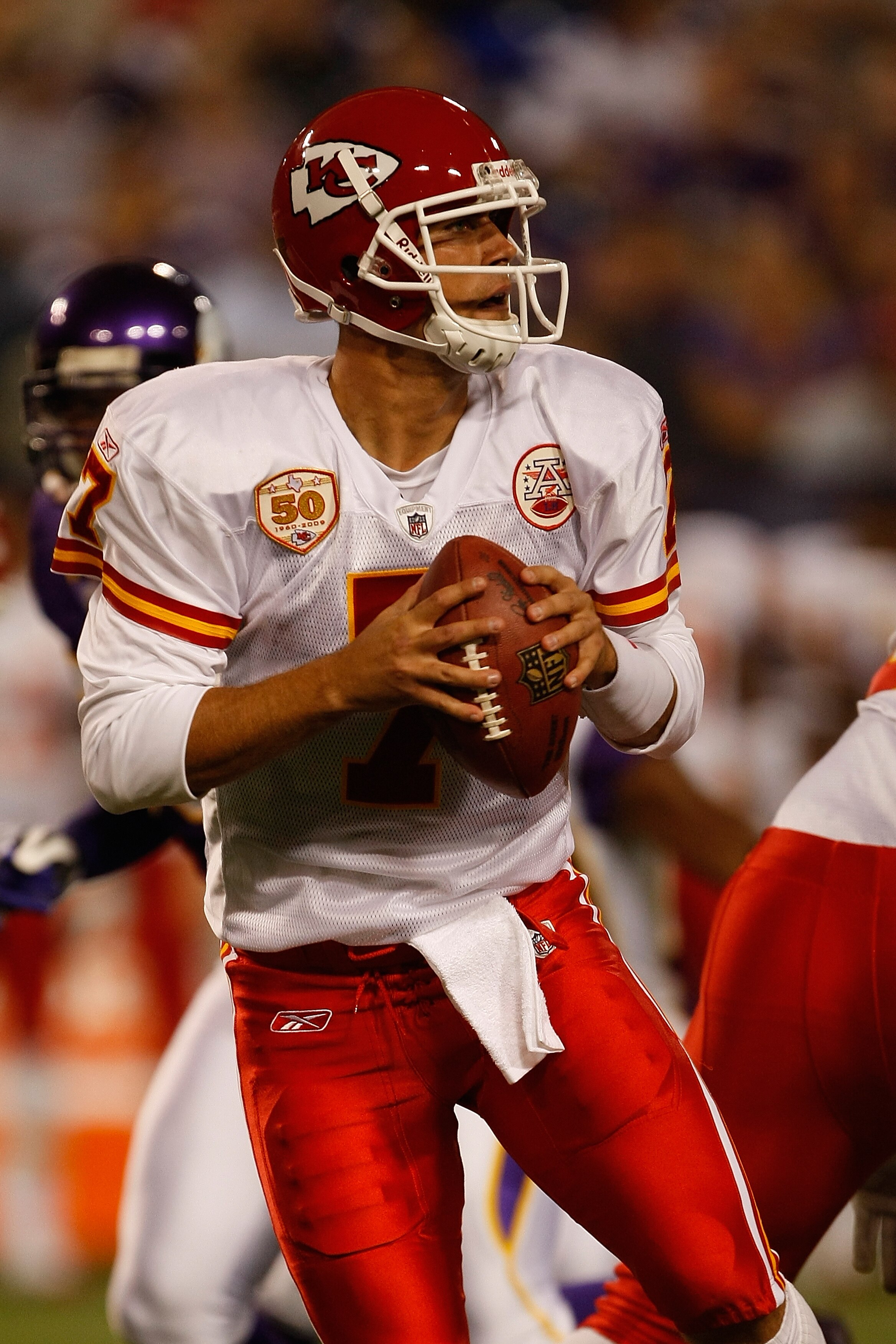 MINNEAPOLIS, MN - AUGUST 21: Quarterback Matt Cassell #7 of the Kansas City Chiefs drops back to pass against the Minnesota Vikings at Hubert H. Humphrey Metrodome on August 21, 2009 in Minneapolis, Minnesota. The Vikings defeated the Chiefs 17-13. (Photo