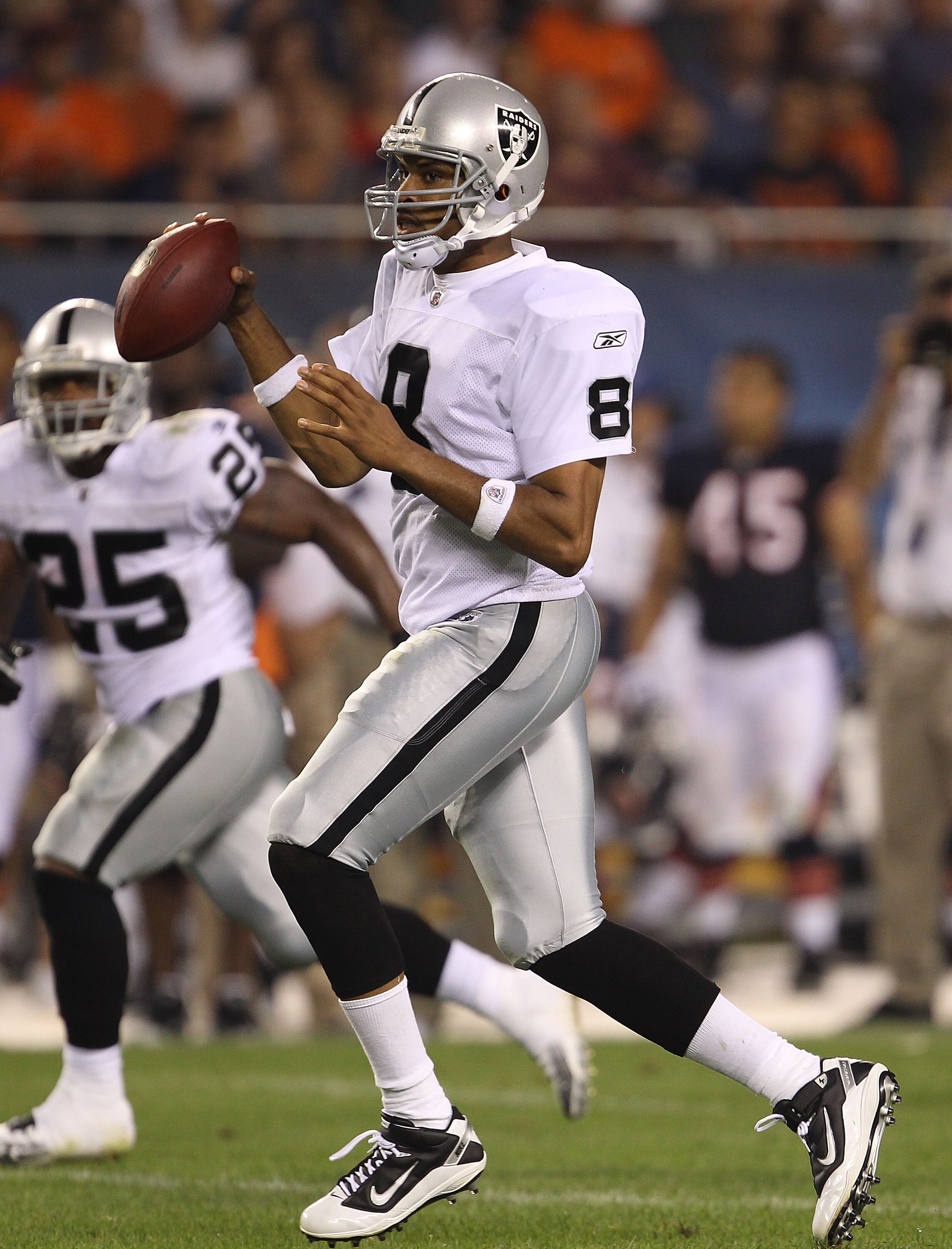 CHICAGO - AUGUST 21: Jason Campbell #8 of the Oakland Raiders looks for a receiver against the Chicago Bears during a preseason game at Soldier Field on August 21, 2010 in Chicago, Illinois. (Photo by Jonathan Daniel/Getty Images) CHICAGO - AUGUST 21: Jason Campbell #8 of the Oakland Raiders looks for a receiver against the Chicago Bears during a preseason game at Soldier Field on August 21, 2010 in Chicago, Illinois. (Photo by Jonathan Daniel/Getty Images)