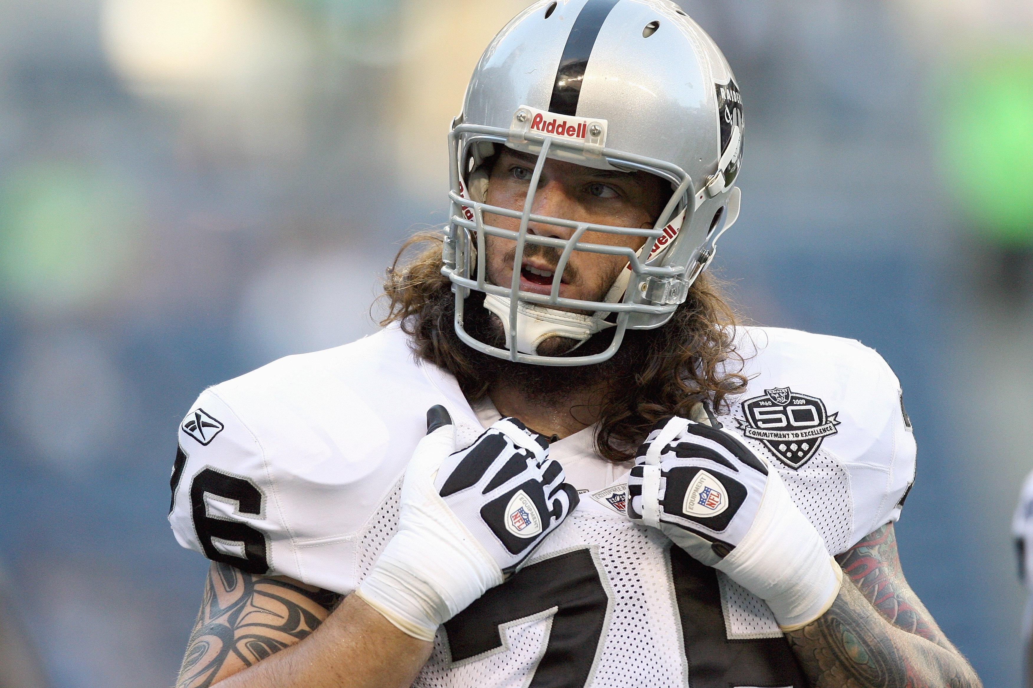 SEATTLE - SEPTEMBER 03:  Robert Gallery #76 of the Oakland Raiders stands on the field before the game against the Seattle Seahawks on September 3, 2009 at Qwest Field in Seattle, Washington. (Photo by Otto Greule Jr/Getty Images)