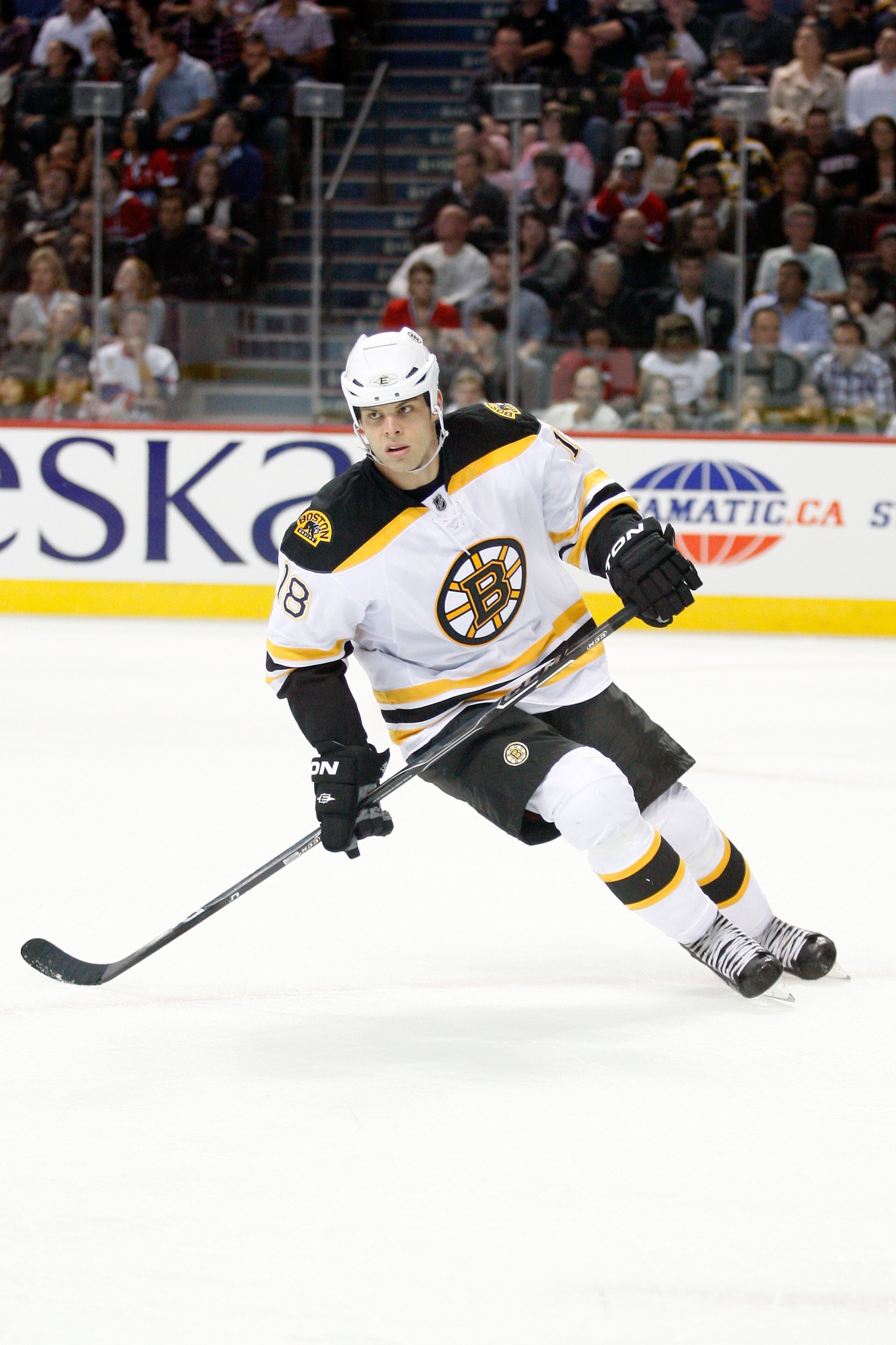 MONTREAL- SEPTEMBER 22: Nathan Horton #18 of the Boston Bruins skates during an NHL pre-season game against the Montreal Canadiens at the Bell Centre on September 22, 2010 in Montreal, Quebec, Canada. The Bruins defeated the Canadiens 4-2. (Photo by Ri MONTREAL- SEPTEMBER 22: Nathan Horton #18 of the Boston Bruins skates during an NHL pre-season game against the Montreal Canadiens at the Bell Centre on September 22, 2010 in Montreal, Quebec, Canada. The Bruins defeated the Canadiens 4-2. (Photo by Ri
