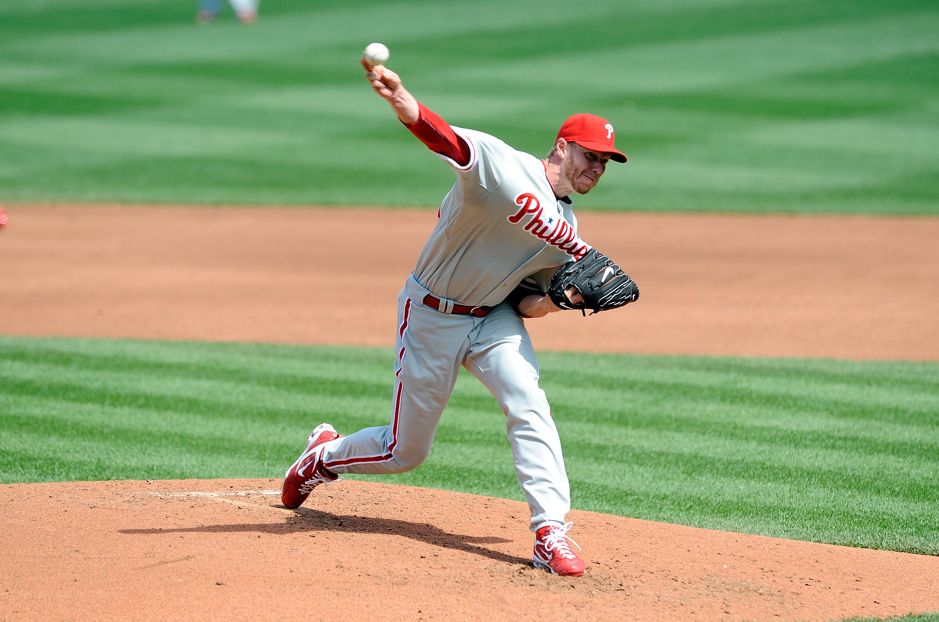 WASHINGTON - APRIL 05:  Roy Halladay #34 of the Philadelphia Phillies pitches against the Washington Nationals on Opening Day at Nationals Park on April 5, 2010 in Washington, DC.  (Photo by Greg Fiume/Getty Images)