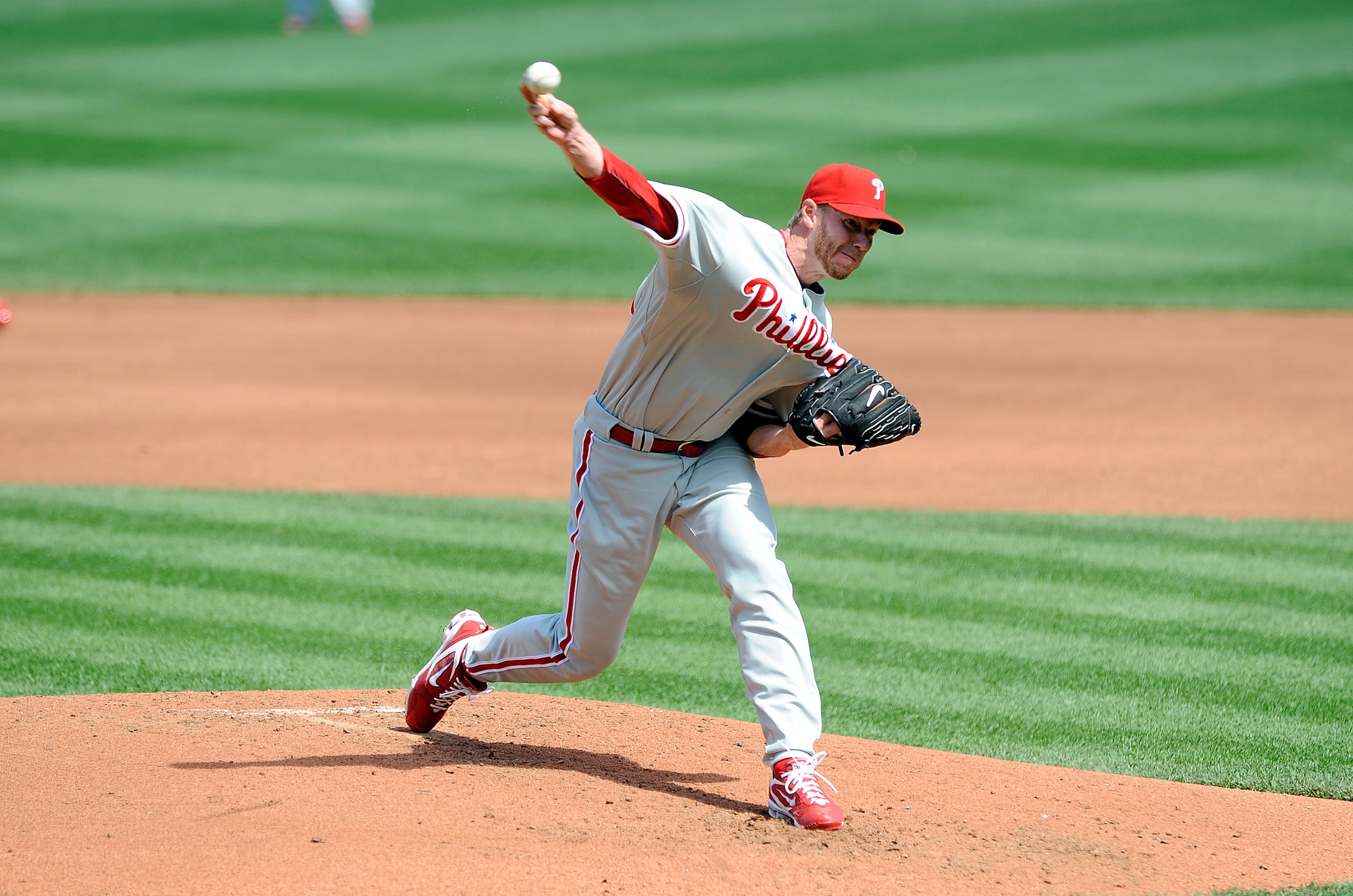 WASHINGTON - APRIL 05:  Roy Halladay #34 of the Philadelphia Phillies pitches against the Washington Nationals on Opening Day at Nationals Park on April 5, 2010 in Washington, DC.  (Photo by Greg Fiume/Getty Images)