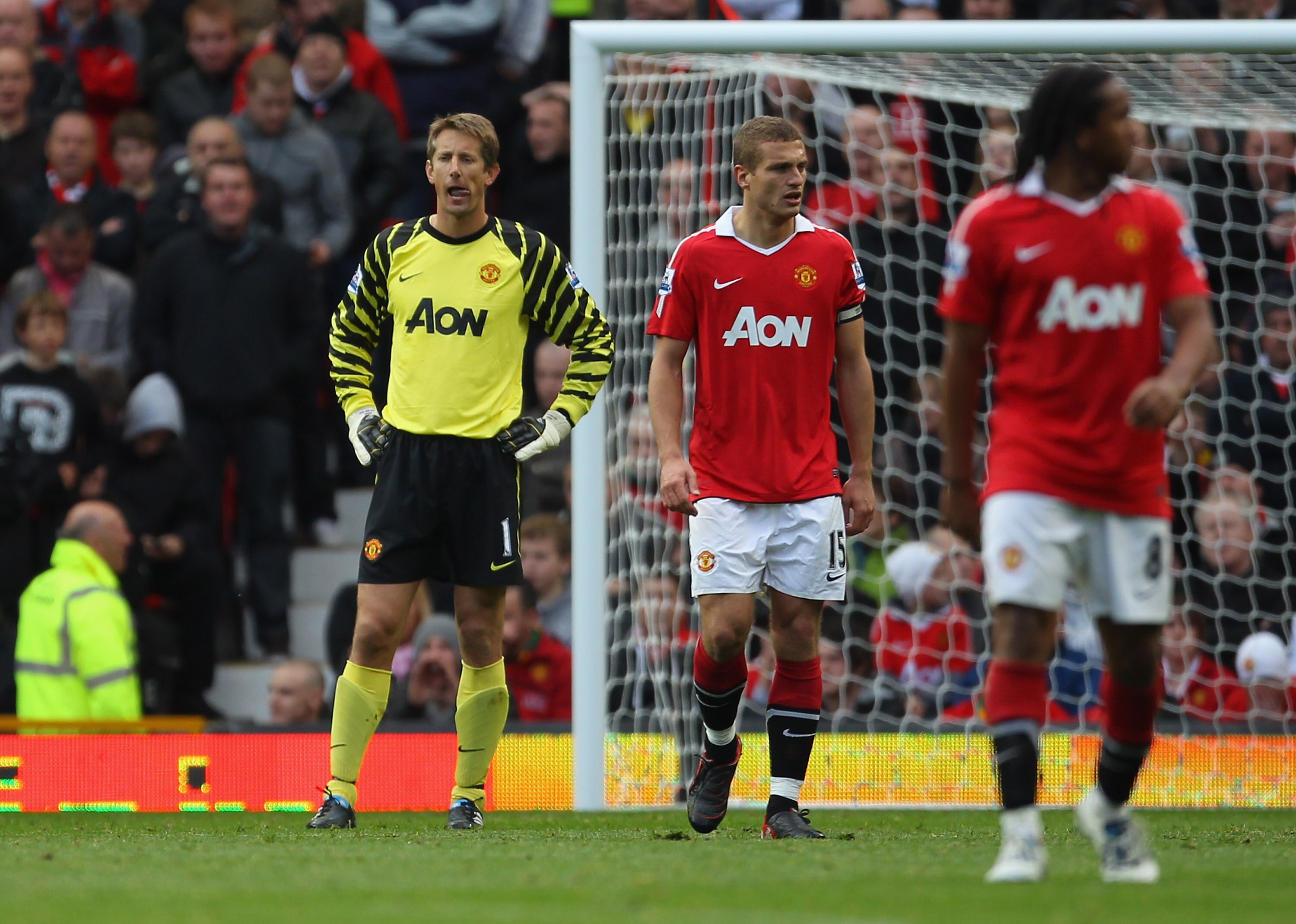 MANCHESTER, ENGLAND - OCTOBER 16: Edwin Van Der Sar of Manchester United looks dejected after his mistake led to the equalizing goal during the Barclays Premier League match between Manchester United and West Bromwich Albion at Old Trafford on October 16 MANCHESTER, ENGLAND - OCTOBER 16: Edwin Van Der Sar of Manchester United looks dejected after his mistake led to the equalizing goal during the Barclays Premier League match between Manchester United and West Bromwich Albion at Old Trafford on October 16