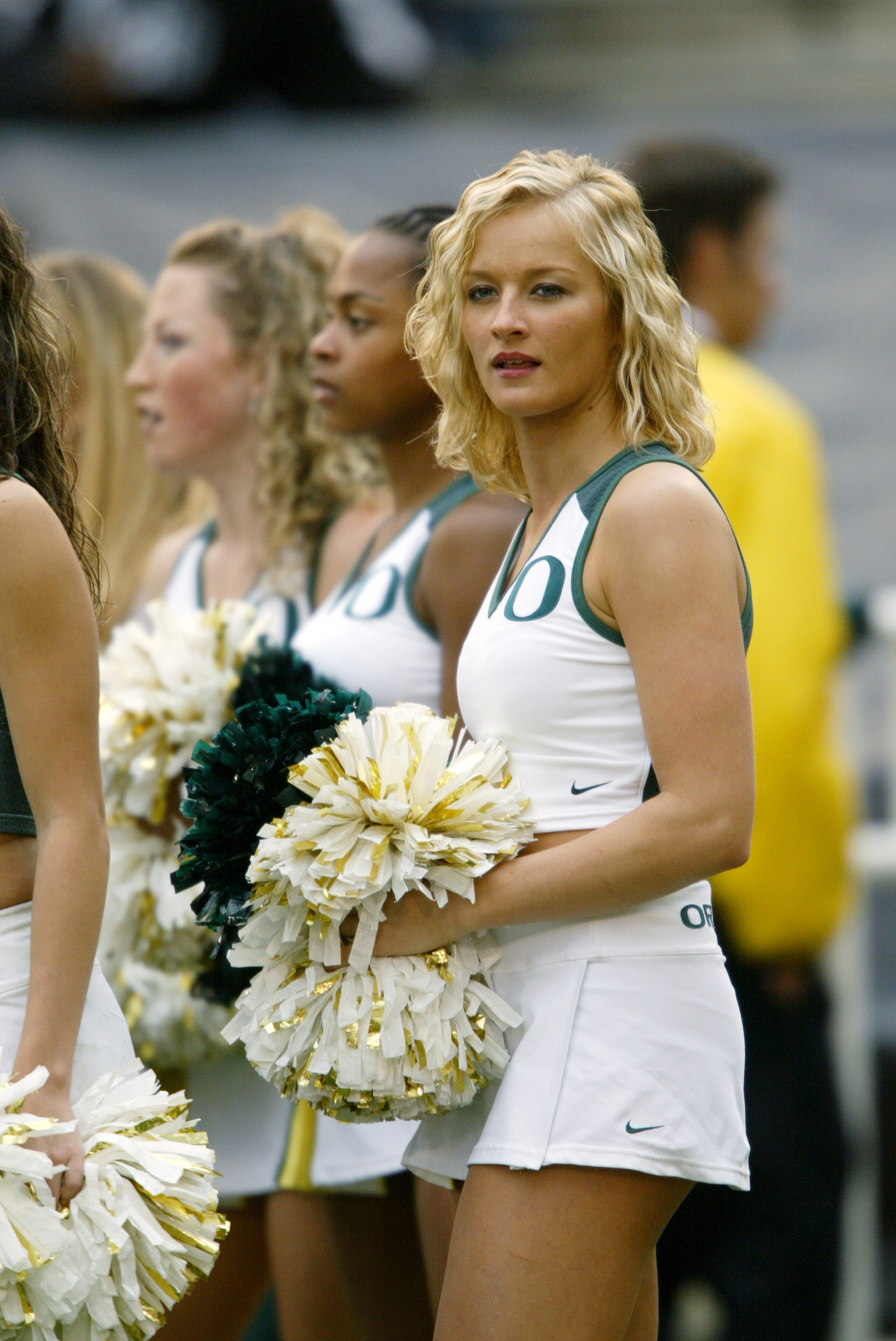 PASADENA, CA - NOVEMBER 15:  An Oregon Ducks on during the game against the UCLA Bruins on November 15, 2003 at the Rose Bowl in Pasadena, California. Oregon defeated UCLA 31-13. (Photo by Doug Benc/Getty Images)