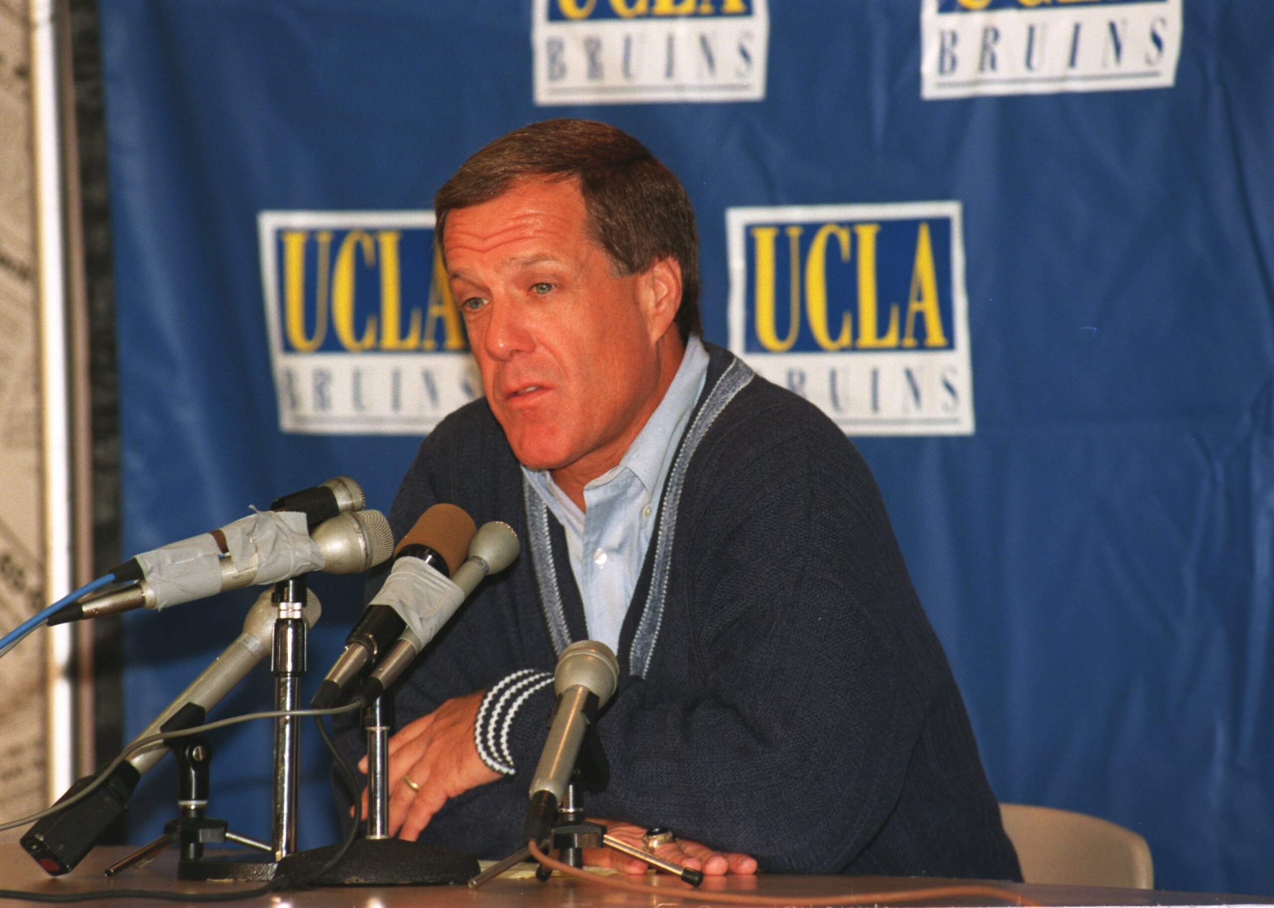 11 DEC 1995:  UCLA HEAD COACH TERRY DONAHUE HOLDS A PRESS CONFERENCE AT J.D. MORGAN CENTER IN WESTWOOD, CALIFORNIA, TO STATE HIS RESIGNATION AS HEAD COACH OF THE UCLA BRUINS FOLLOWING THEIR ALOHA BOWL APPEARANCE ON CHRISTMAS DAY. Mandatory Credit: Jed Jac