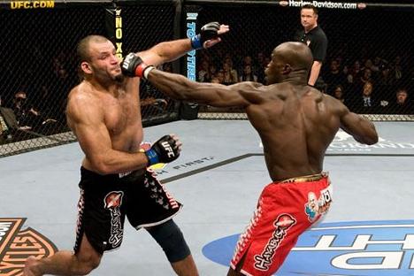 Cheick Kongo (right) looks to add another win to his record
