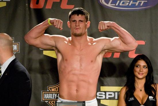 Former WEC Light Heavyweight Champion Steve Cantwell returns after a year long layoff