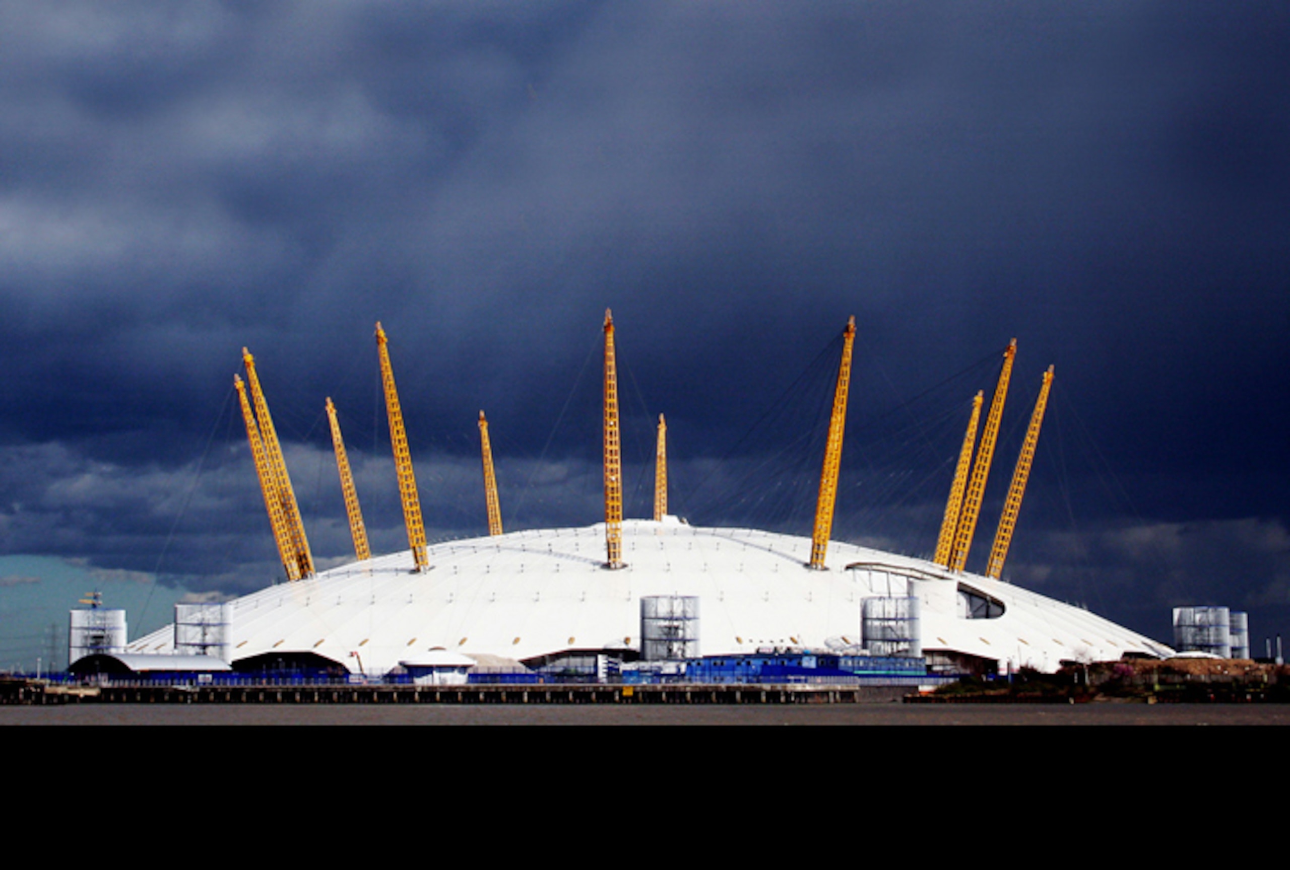 The O2 Arena should be jam-packed with some rabid fans