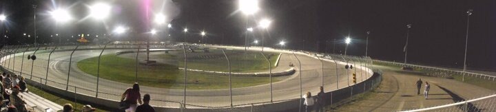 Kawartha Speedway, shot from turns 1 & 2 / (C)Ashley McCubbin
