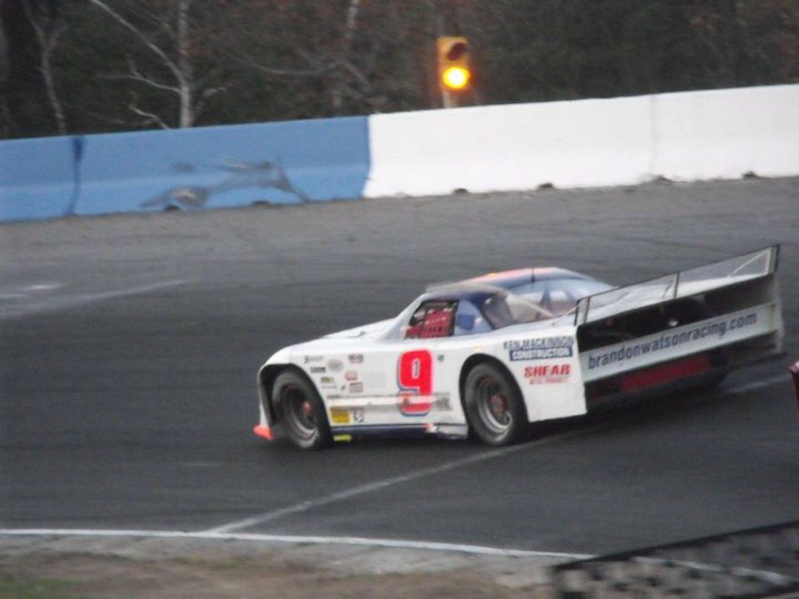 Autumn Colors 2010 OSCAAR Feature winner Brandon Watson / (C)Ashley McCubbin