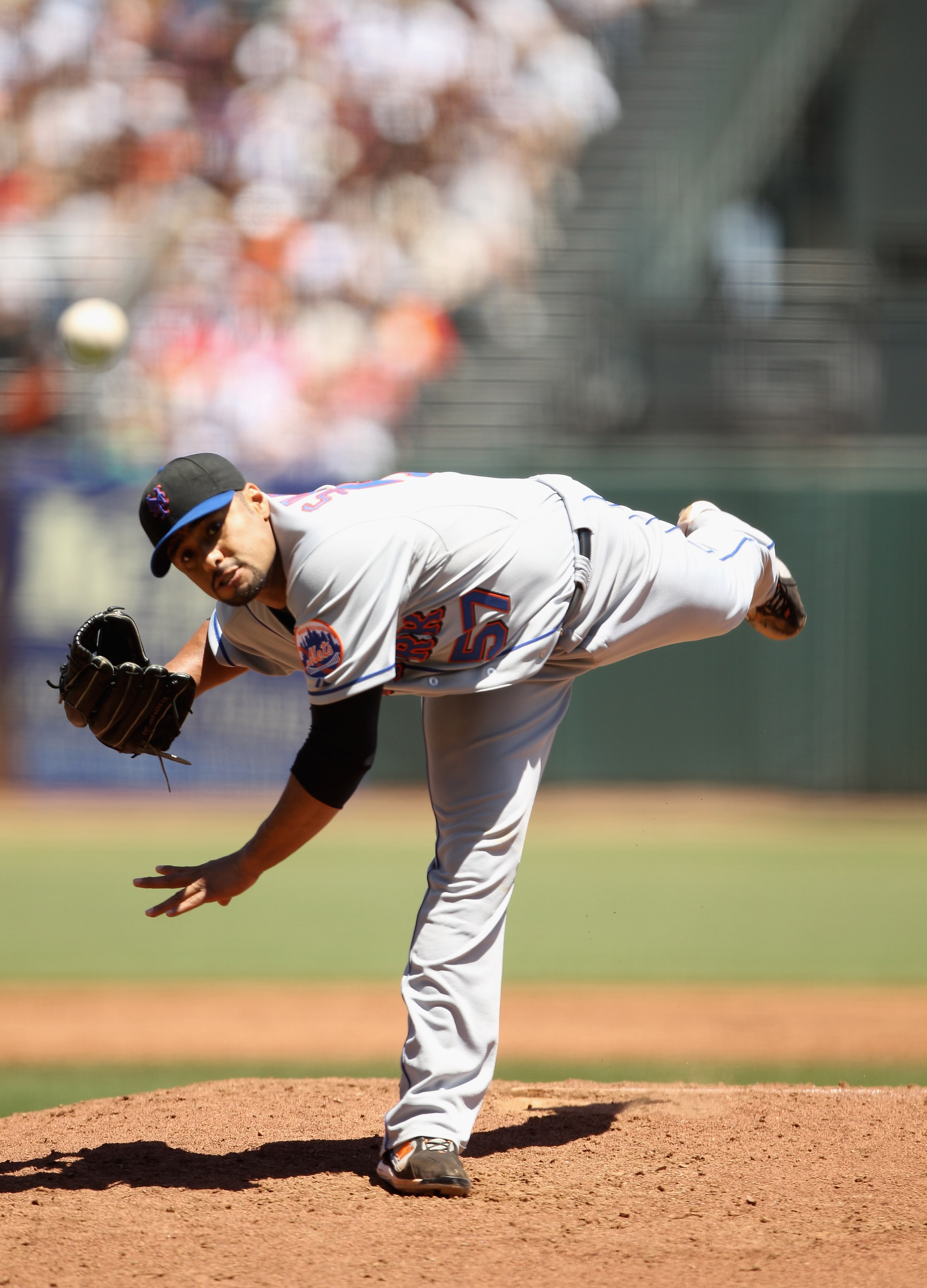 SAN FRANCISCO - JULY 18: Johan Santana #57 of the New York Mets pitches against the San Francisco Giants at AT&T Park on July 18, 2010 in San Francisco, California. (Photo by Ezra Shaw/Getty Images) SAN FRANCISCO - JULY 18: Johan Santana #57 of the New York Mets pitches against the San Francisco Giants at AT&T Park on July 18, 2010 in San Francisco, California. (Photo by Ezra Shaw/Getty Images)