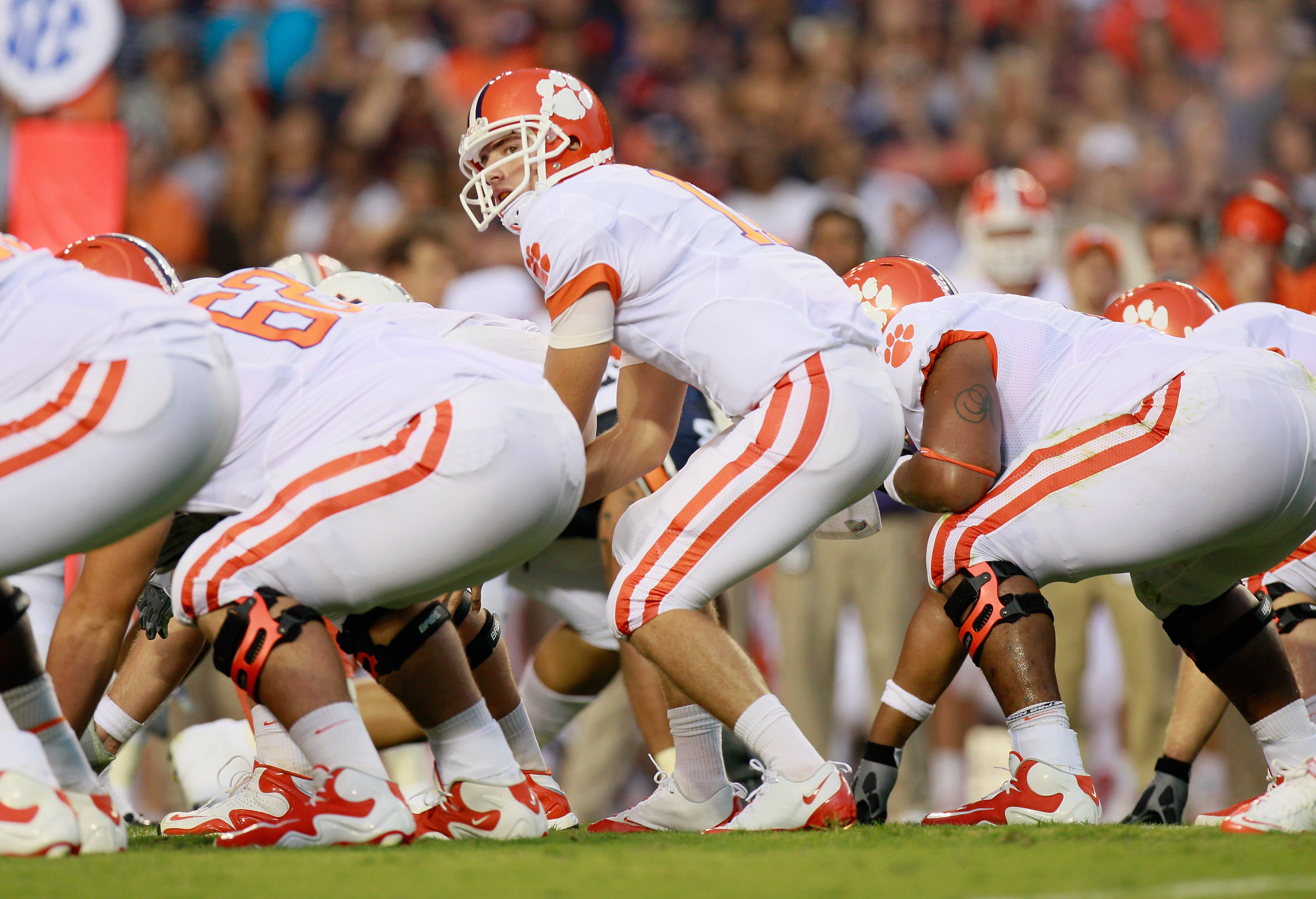 AUBURN, AL - SEPTEMBER 18:  Quarterback Kyle Parker #11 of the Clemson Tigers against the Auburn Tigers at Jordan-Hare Stadium on September 18, 2010 in Auburn, Alabama.  (Photo by Kevin C. Cox/Getty Images)