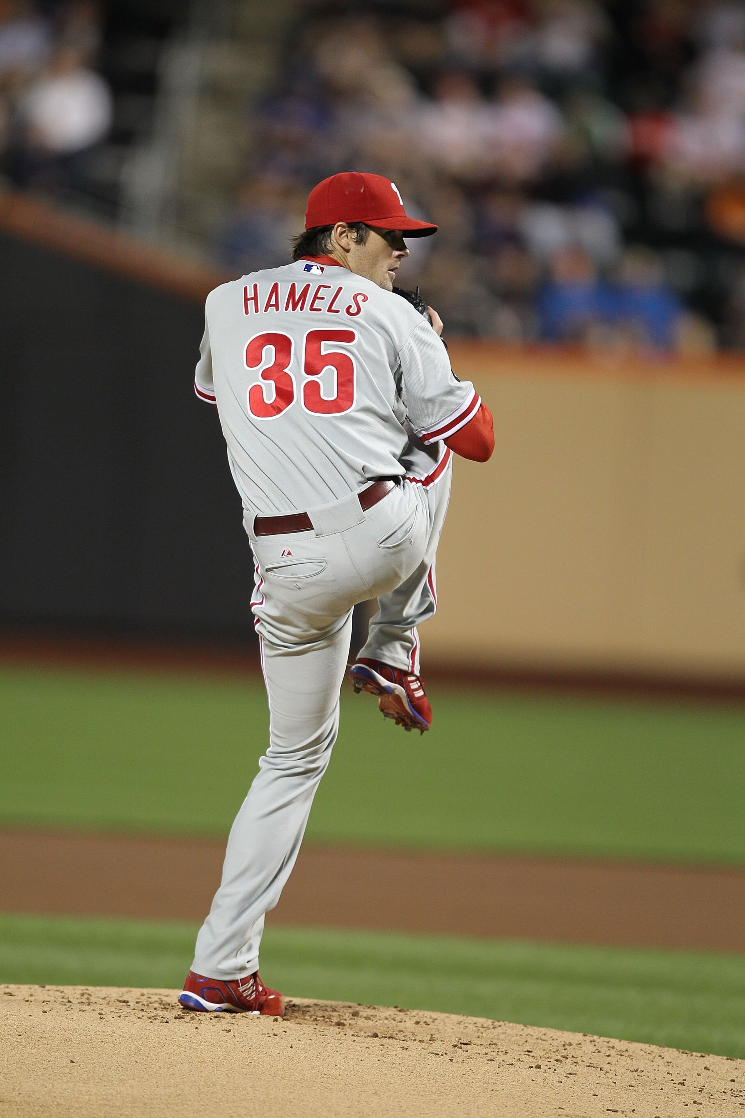 NEW YORK - MAY 27: Cole Hammels #35 of the Philadelphia Phillies pitches against the New York Mets during their game on May 27, 2010 at Citi Field in the Flushing neighborhood of the Queens borough of New York City. (Photo by Al Bello/Getty Images) NEW YORK - MAY 27: Cole Hammels #35 of the Philadelphia Phillies pitches against the New York Mets during their game on May 27, 2010 at Citi Field in the Flushing neighborhood of the Queens borough of New York City. (Photo by Al Bello/Getty Images)