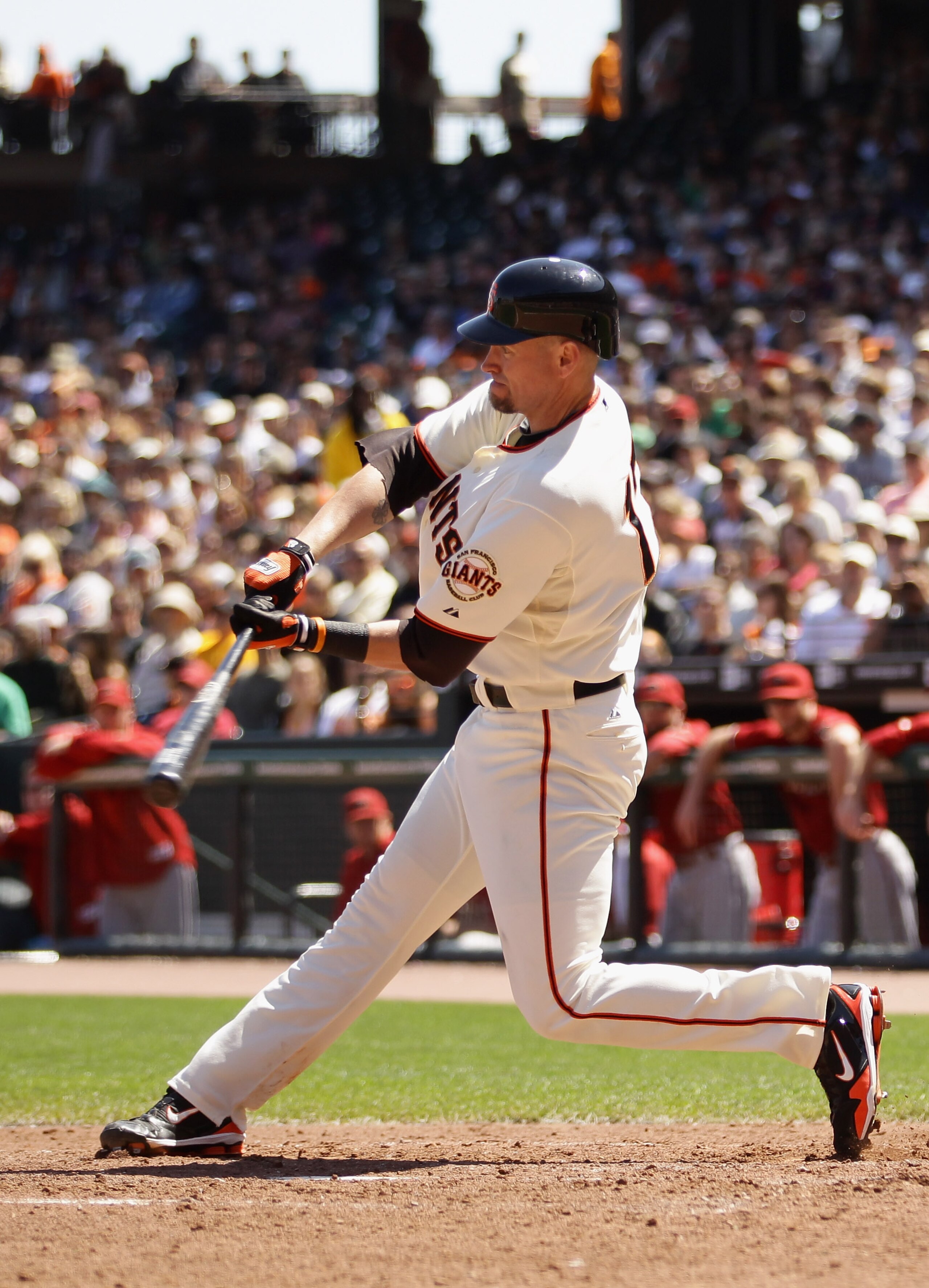 SAN FRANCISCO - AUGUST 29:  Aubrey Huff #17 of the San Francisco Giants bats against the Arizona Diamondbacks at AT&T Park on August 29, 2010 in San Francisco, California.  (Photo by Ezra Shaw/Getty Images)