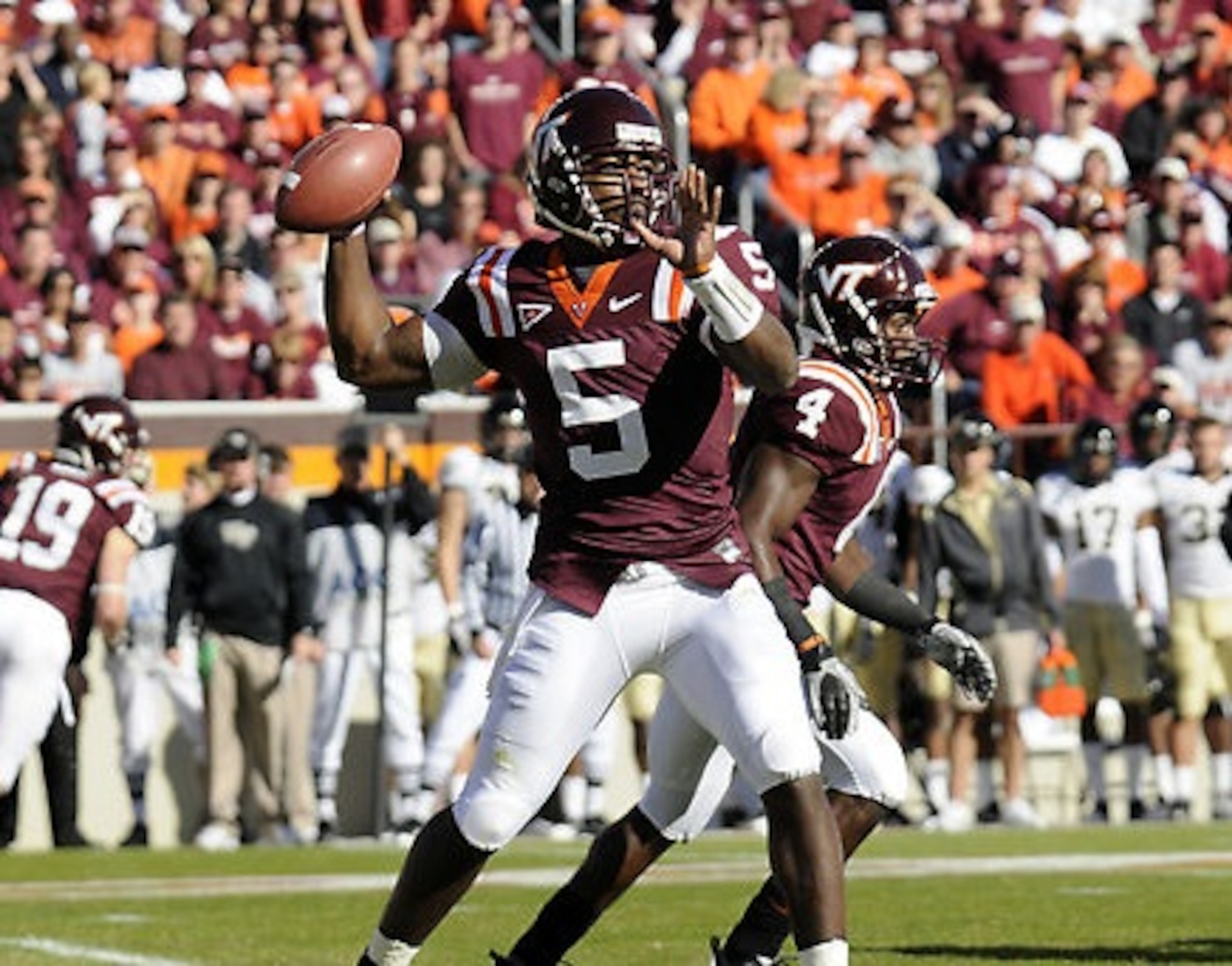 QB Tyrod Taylor led Virginia Tech in their blowout of Wake Forest