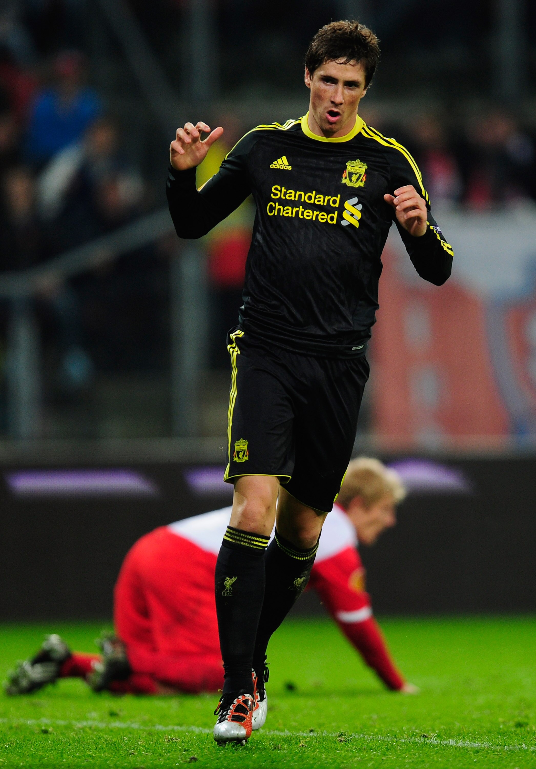UTRECHT, NETHERLANDS - SEPTEMBER 30:  Fernando Torres of Liverpool rues a missed chance during the UEFA Europa League match between FC Utrecht and Liverpool at the Stadion Galgenwaard on September 30, 2010 in Utrecht, Netherlands.  (Photo by Jamie McDonal