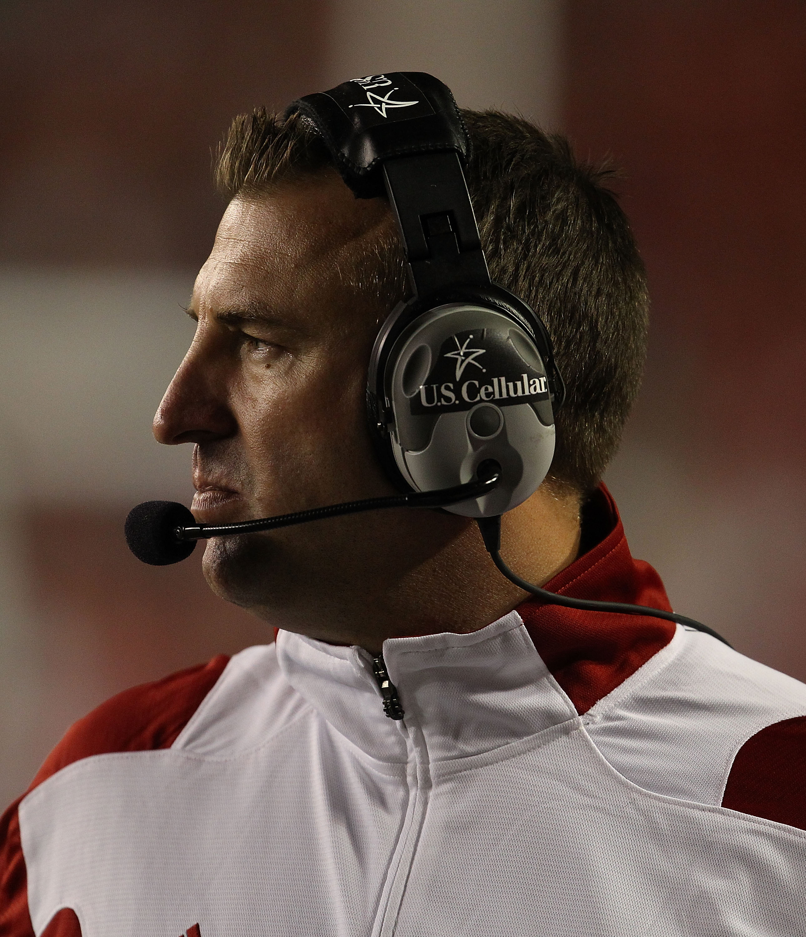 MADISON, WI - OCTOBER 16: Head coach Bret Bielema of the Wisconsin Badgers watches as his team takes on the Ohio State Buckeyes at Camp Randall Stadium on October 16, 2010 in Madison, Wisconsin. Wisconsin defeated Ohio State 31-18.  (Photo by Jonathan Dan