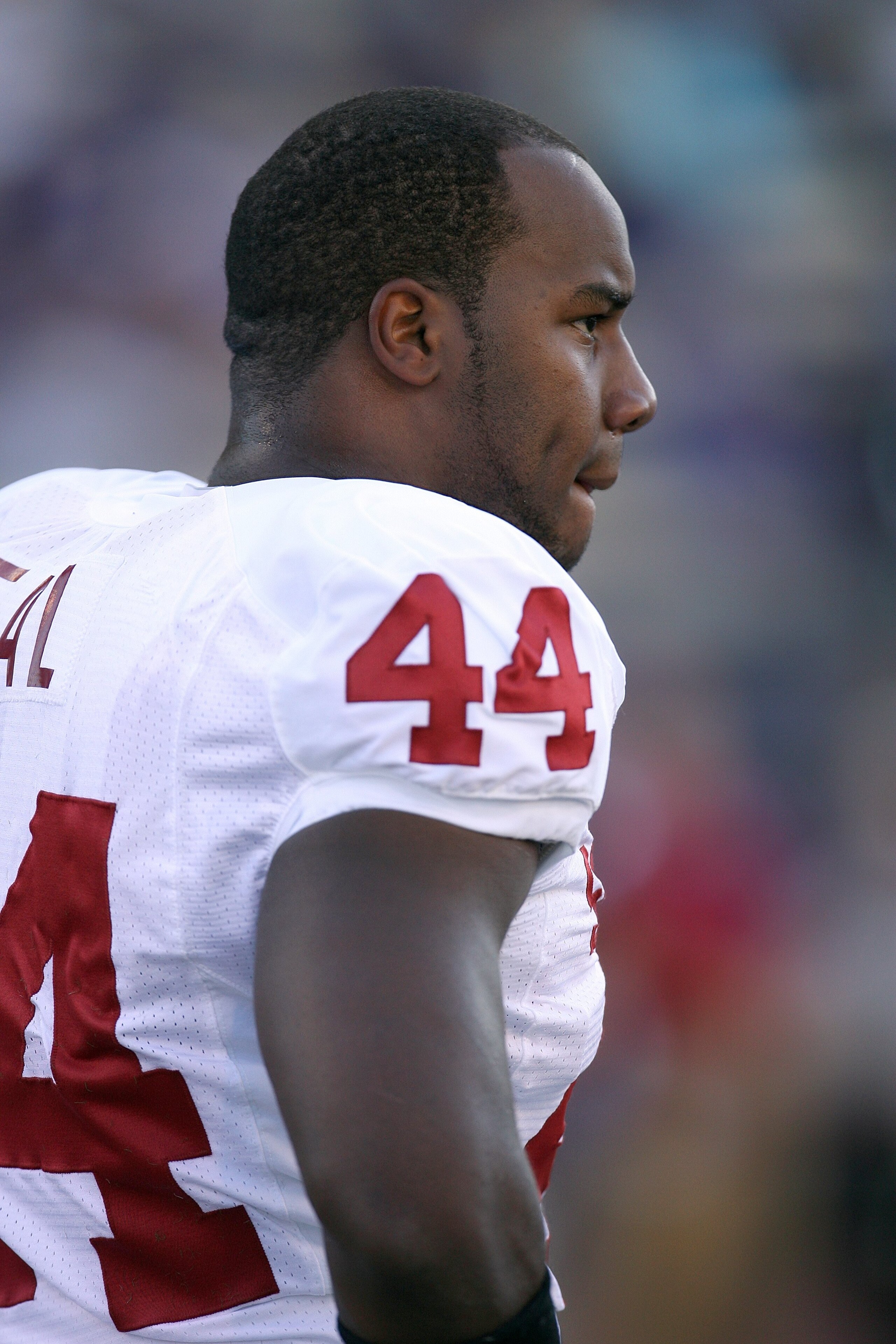 SEATTLE - SEPTEMBER 13: Defensive end Jeremy Beal #44 of the Oklahoma Sooners looks on during the game against the Washington Huskies on September 13, 2008 at Husky Stadium in Seattle, Washington. The Sooners defeated the Huskies 55-14.(Photo by Otto Gre SEATTLE - SEPTEMBER 13: Defensive end Jeremy Beal #44 of the Oklahoma Sooners looks on during the game against the Washington Huskies on September 13, 2008 at Husky Stadium in Seattle, Washington. The Sooners defeated the Huskies 55-14.(Photo by Otto Gre