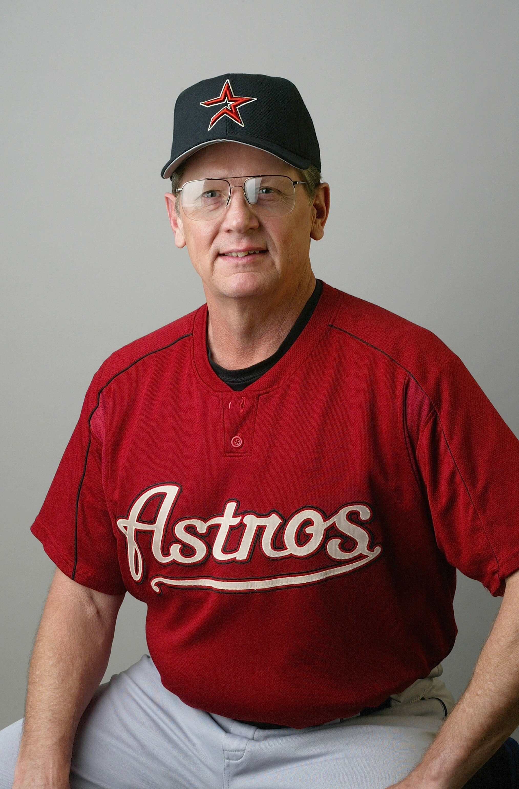 KISSIMMEE, FL - FEBRUARY 26:  Pitching coach Burt Hooton #48 of the Houston Astros poses for a picture during media day at Osceola County Stadium on February 26, 2004 in Kissimmee, Florida. (Photo by Rick Stewart/Getty Images)
