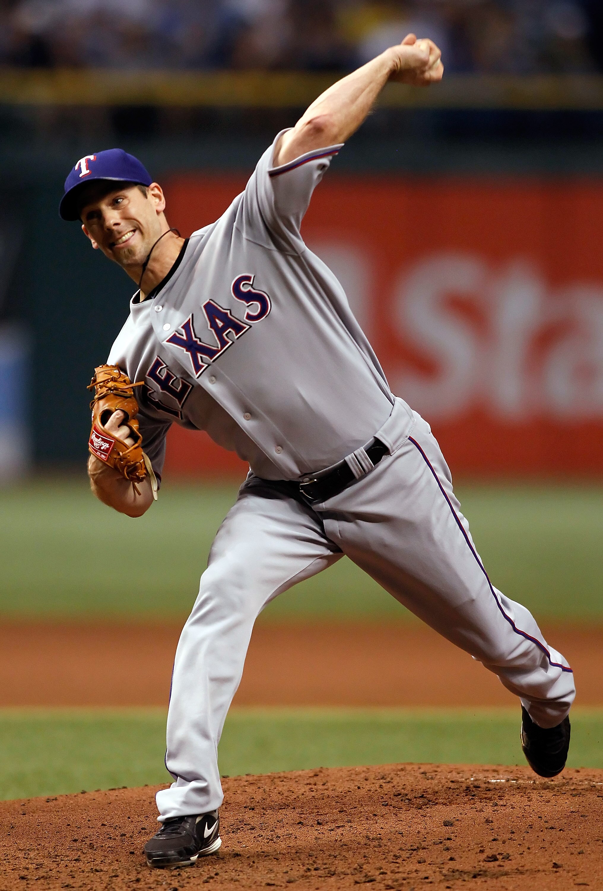 ST. PETERSBURG, FL - OCTOBER 12:  Pitcher Cliff Lee #33 of the Texas Rangers pitches against the Tampa Bay Rays during Game 5 of the ALDS at Tropicana Field on October 12, 2010 in St. Petersburg, Florida.  (Photo by J. Meric/Getty Images)