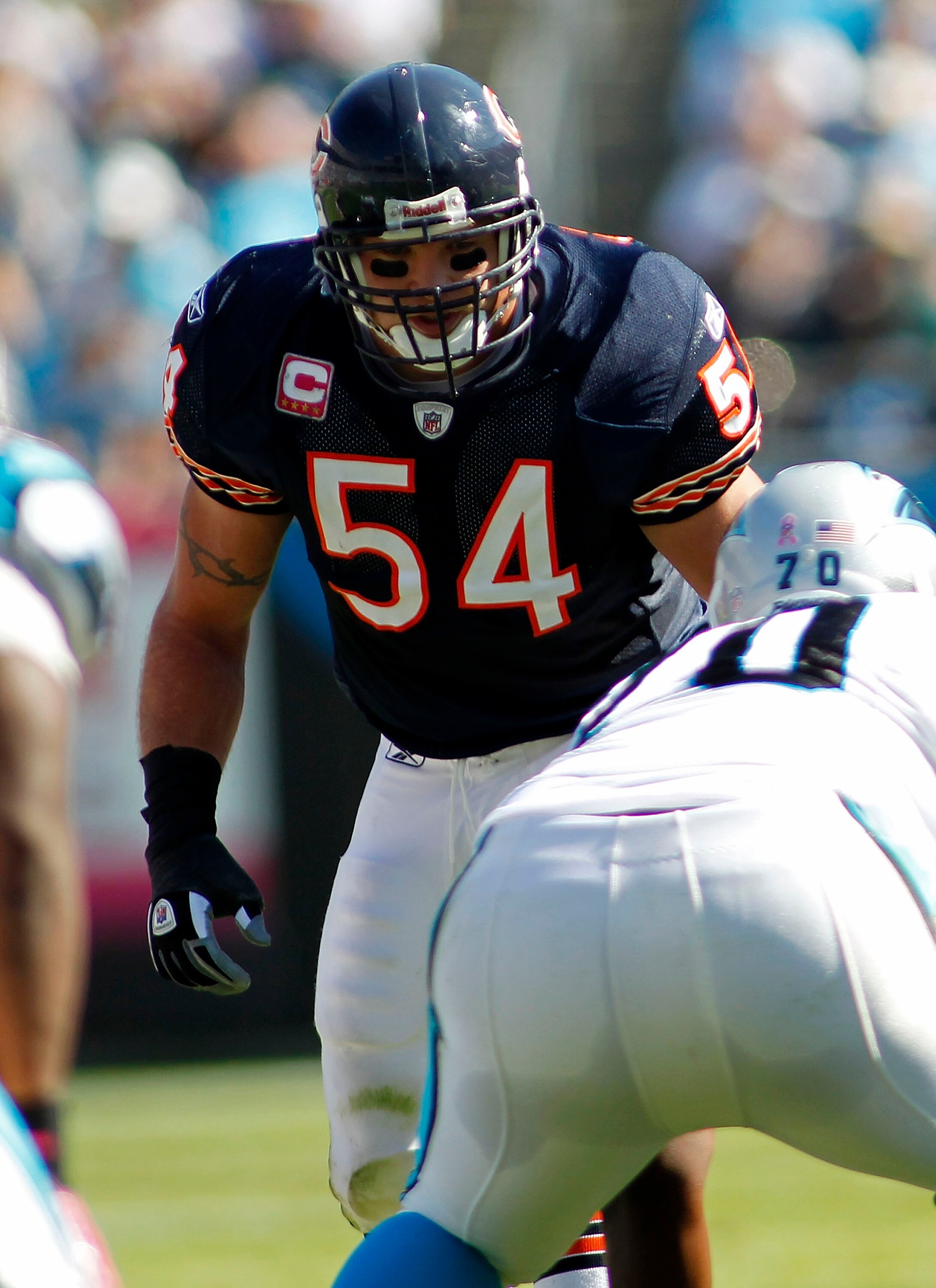 CHARLOTTE, NC - OCTOBER 10: Linebacker Brian Urlacher #54 of the Chicago Bears lines up against the Carolina Panthers at Bank of America Stadium on October 10, 2010 in Charlotte, North Carolina. (Photo by Geoff Burke/Getty Images)