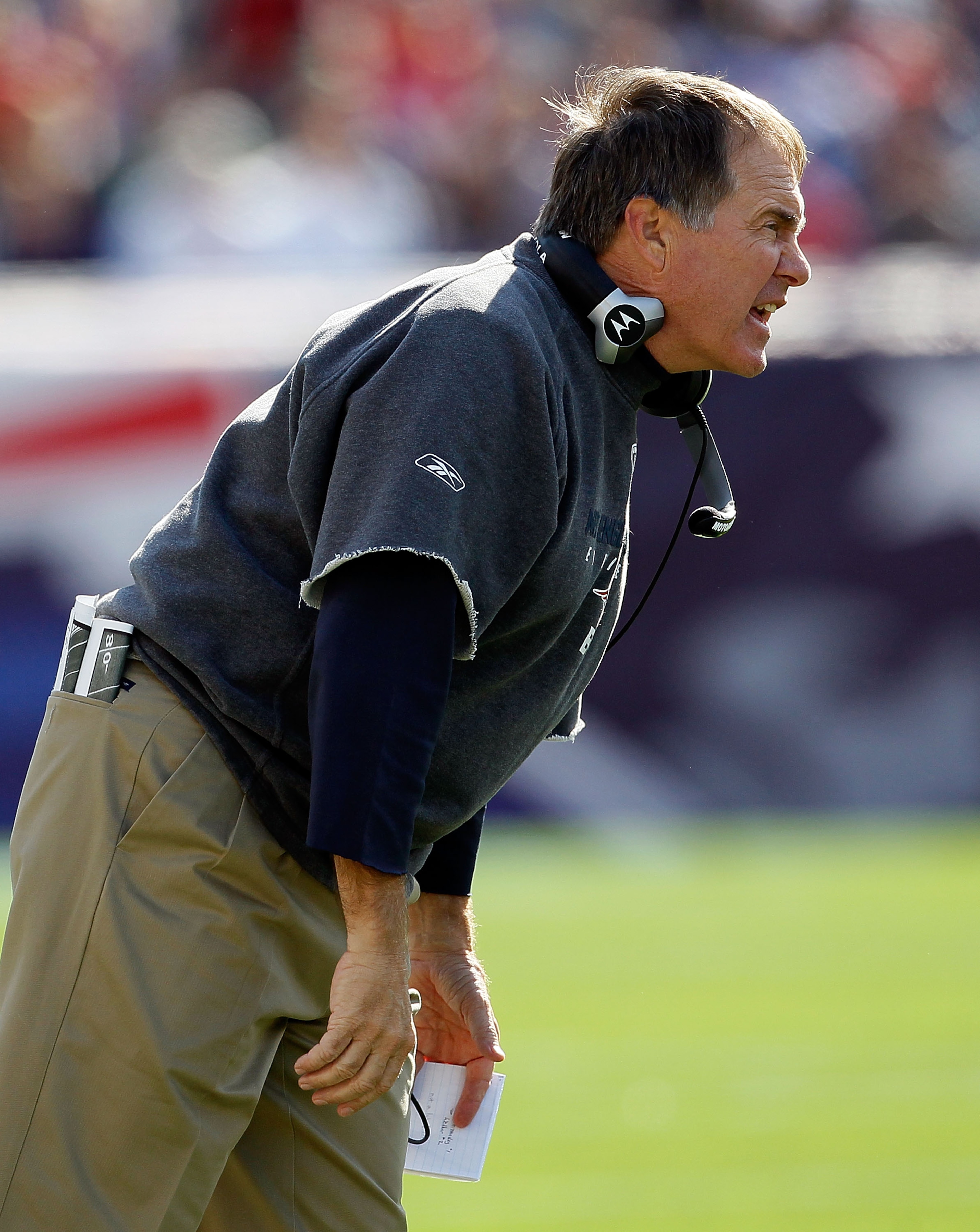 FOXBORO, MA - OCTOBER 17:  Coach Bill Belichick of the New England Patriots shouts instructions during a game against the Baltimore Ravens at Gillette Stadium on October 17, 2010 in Foxboro, Massachusetts. (Photo by Jim Rogash/Getty Images)