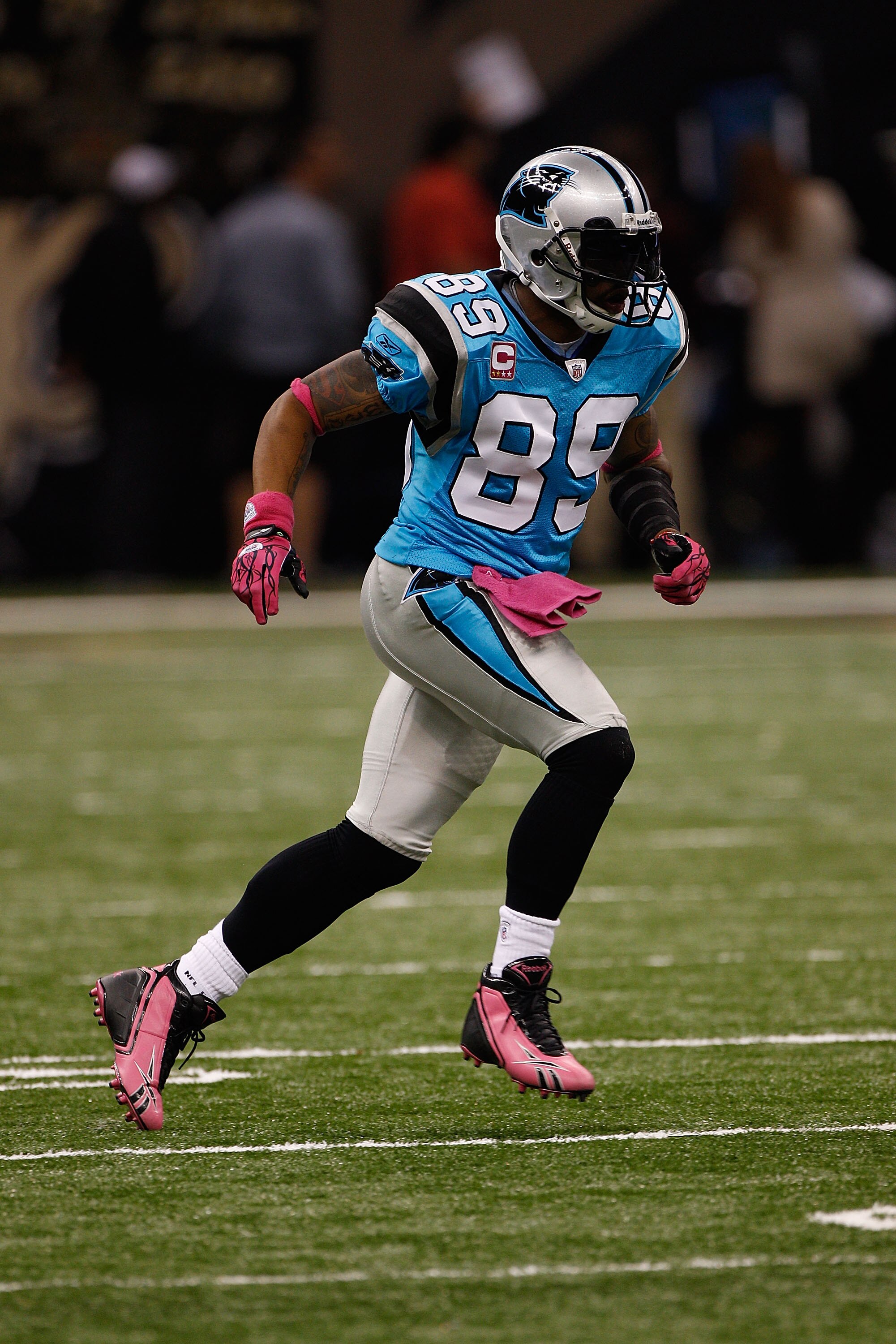 NEW ORLEANS - OCTOBER 03:  Steve Smith #89 of the Carolina Panthers in action during the game against the New Orleans Saints at the Louisiana Superdome on October 3, 2010 in New Orleans, Louisiana.  (Photo by Chris Graythen/Getty Images)