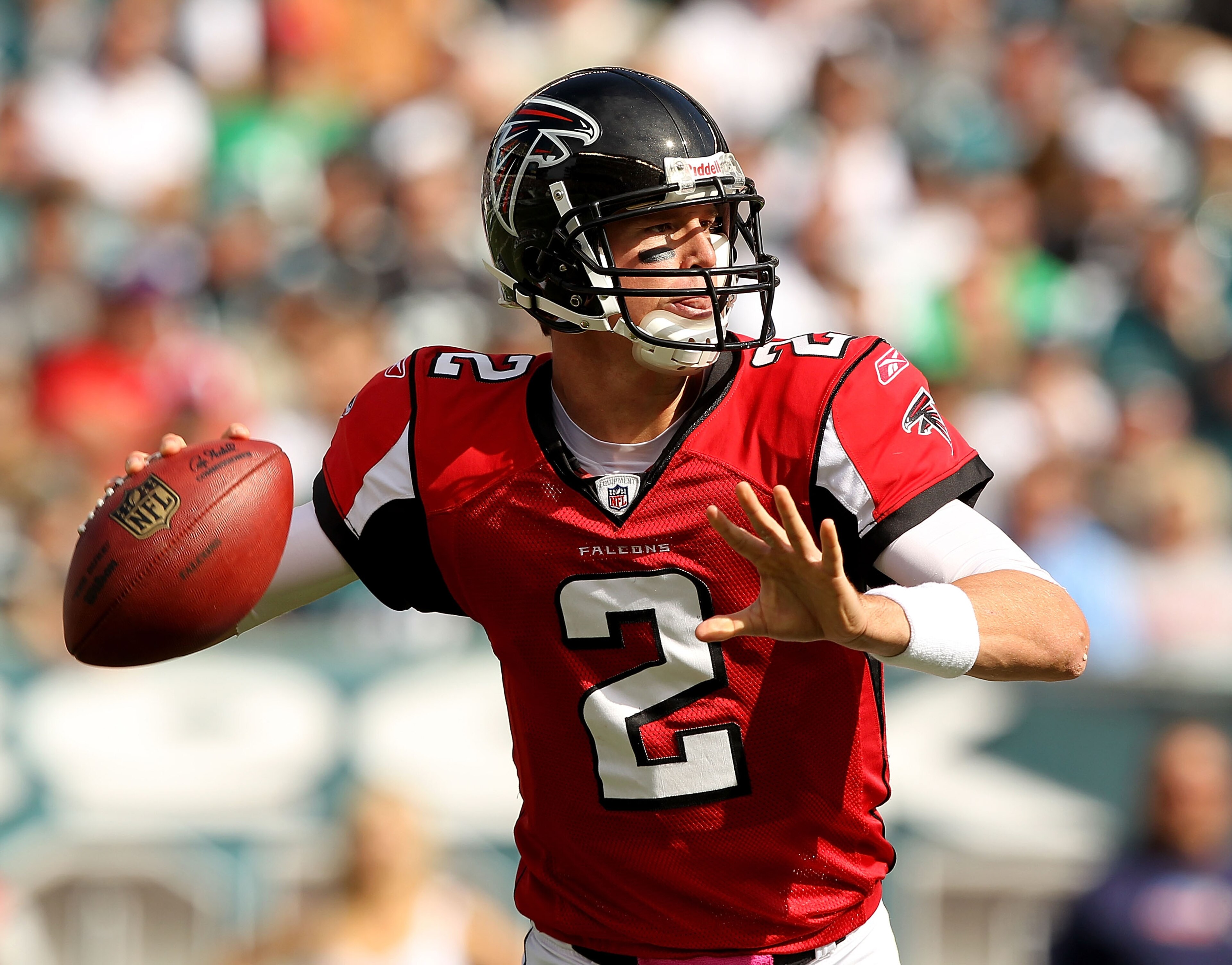 PHILADELPHIA - OCTOBER 17: Matt Ryan #2 of the Atlanta Falcons passes against the Philadelphia Eagles during their game at Lincoln Financial Field on October 17, 2010 in Philadelphia, Pennsylvania. (Photo by Al Bello/Getty Images) PHILADELPHIA - OCTOBER 17: Matt Ryan #2 of the Atlanta Falcons passes against the Philadelphia Eagles during their game at Lincoln Financial Field on October 17, 2010 in Philadelphia, Pennsylvania. (Photo by Al Bello/Getty Images)