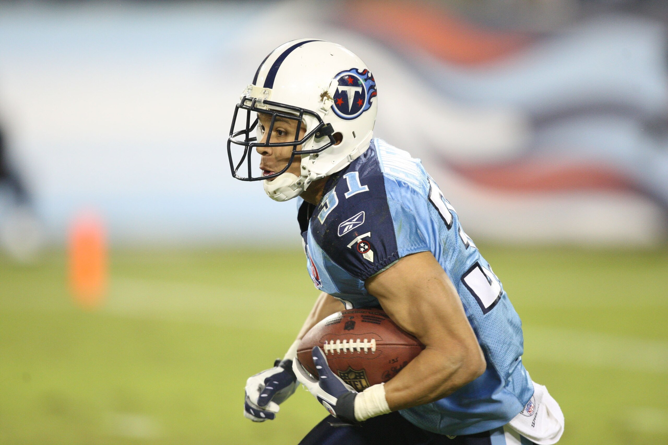 NASHVILLE, TN - NOVEMBER 1:  Cortland Finnegan #31 of the Tennessee Titans returns an interception during the game against the Jacksonville Jaguars at LP Field on November 1, 2009 in Nashville, Tennessee. (Photo by Streeter Lecka/Getty Images)