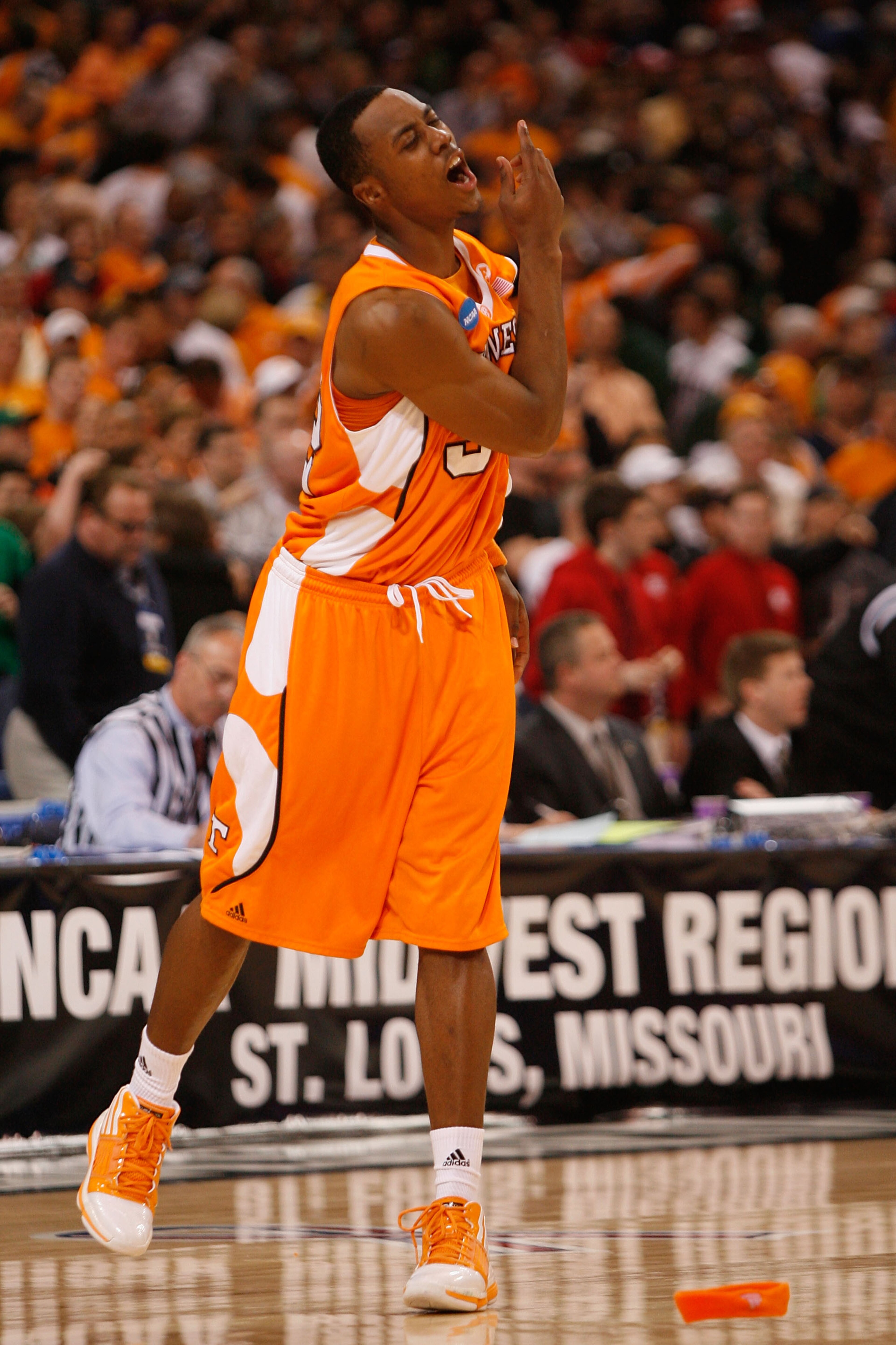 ST. LOUIS - MARCH 28: Scotty Hopson #32 of the Tennessee Volunteers throws his head band after loosing to the Michigan State Spartans during the midwest regional final of the 2010 NCAA men's basketball tournament at the Edward Jones Dome on March 28, 2010
