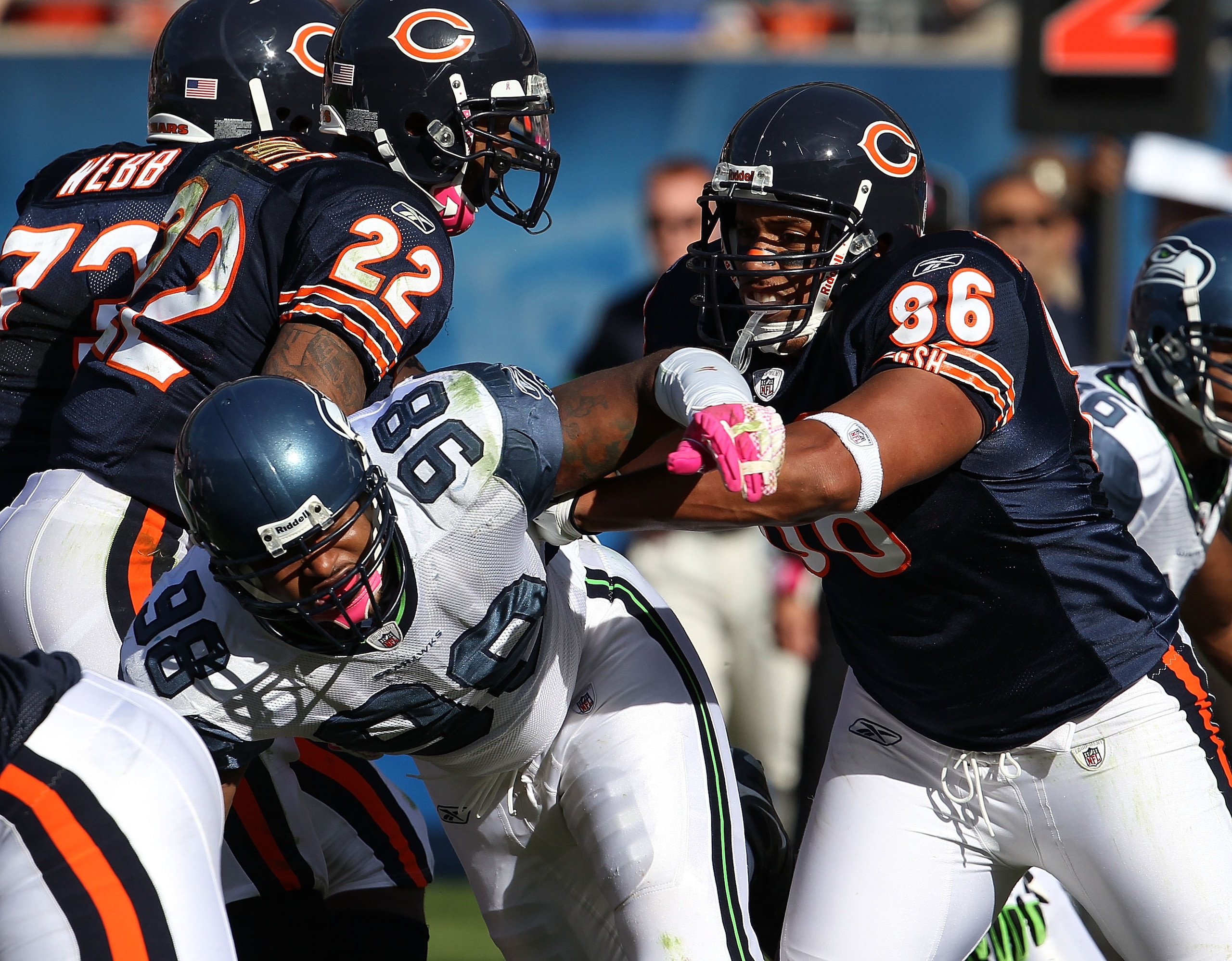 CHICAGO - OCTOBER 17: Brandon Manumaleuna #86 of the Chicago Bears blocks Raheem Broack #98 of the Seattle Seahawks at Soldier Field on October 17, 2010 in Chicago, Illinois. The Seahawks defeated the Bears 23-20. (Photo by Jonathan Daniel/Getty Images)