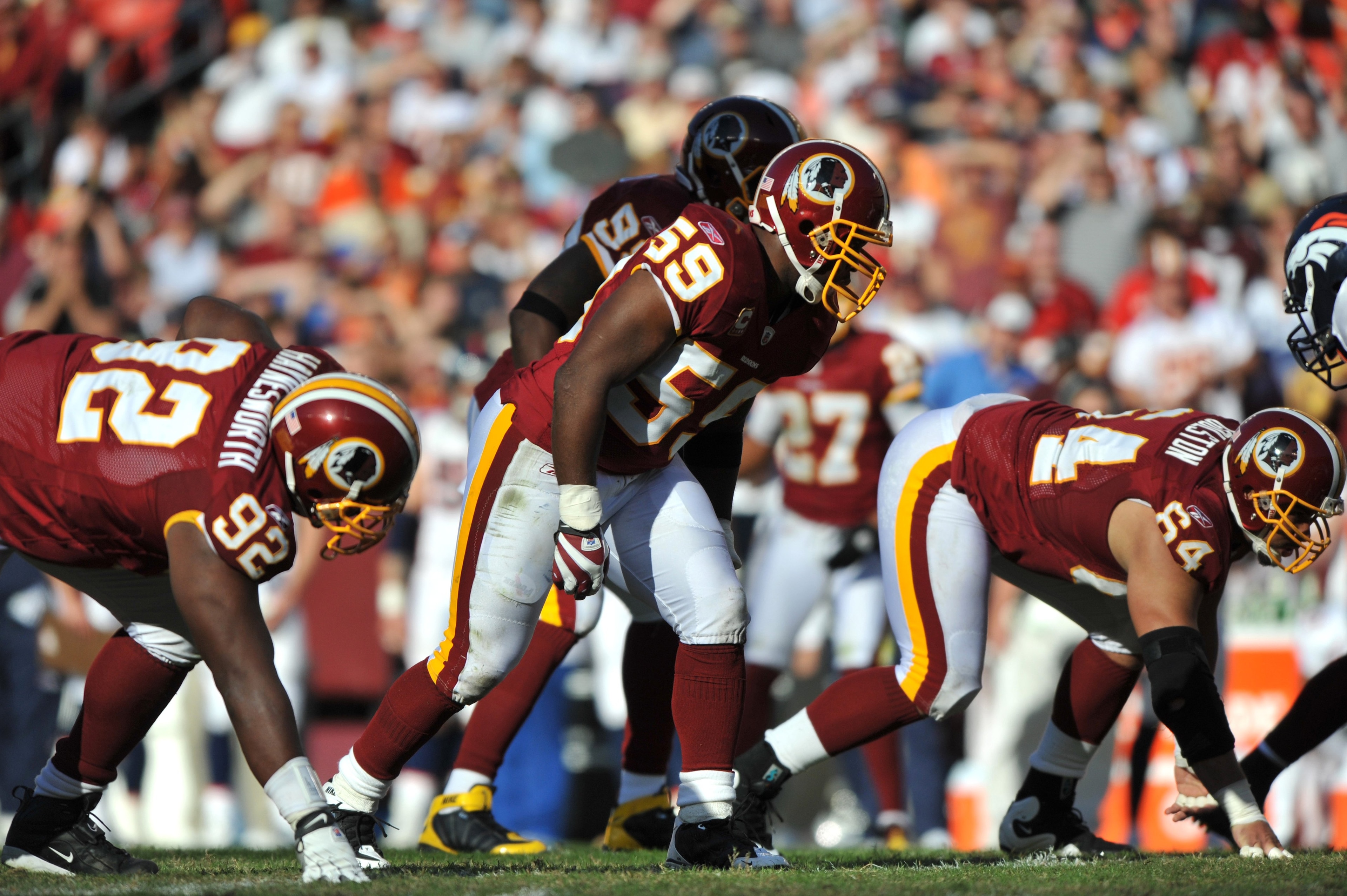 LANDOVER, MD - NOVEMBER 15: London Fletcher #59 of the Washington Redskins defends against the Denver Broncos at FedExField on November 15, 2009 in Landover, Maryland. The Redskins won 27-17. (Photo by Larry French/Getty Images) LANDOVER, MD - NOVEMBER 15: London Fletcher #59 of the Washington Redskins defends against the Denver Broncos at FedExField on November 15, 2009 in Landover, Maryland. The Redskins won 27-17. (Photo by Larry French/Getty Images)