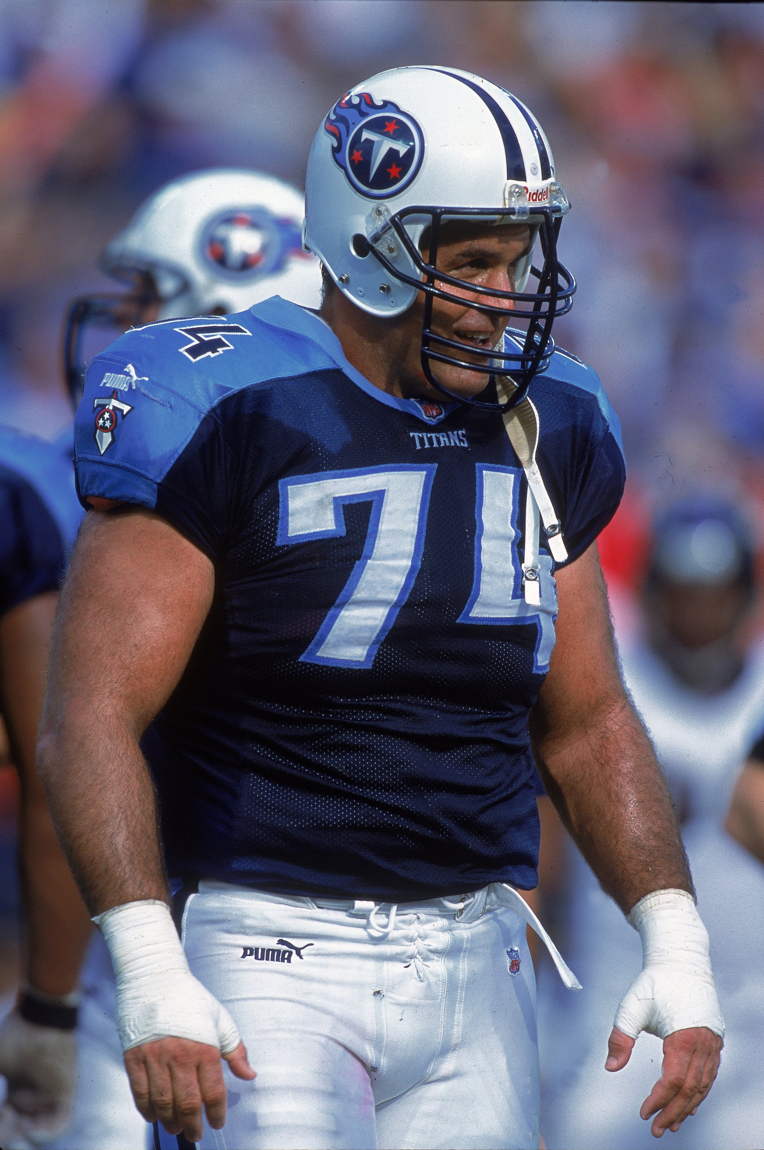 12 Nov 2000:  Bruce Matthews #74 of the Tennessee Titans looks on during the game against the Baltimore Ravens at the Adelphia Coliseum in Nashville, Tennessee. The Ravens defeated the Titans 24-23.Mandatory Credit: Scott Halleran  /Allsport