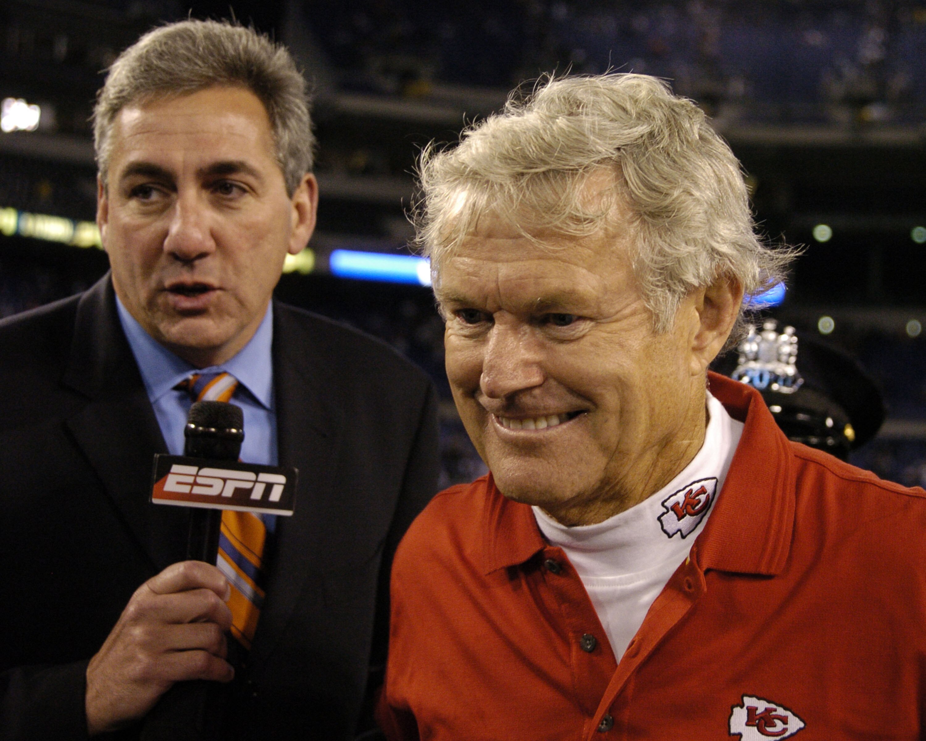 ESPN cable network commentator Sal Paolantonio talks with Kansas City Chiefs coach Dick Vermeil   October 4, 2004 at Baltimore, Maryland.  The 0 - 3 Kansas City Chiefs defeated the Baltimore Ravens 27 - 24.  (Photo by Al Messerschmidt/Getty Images)