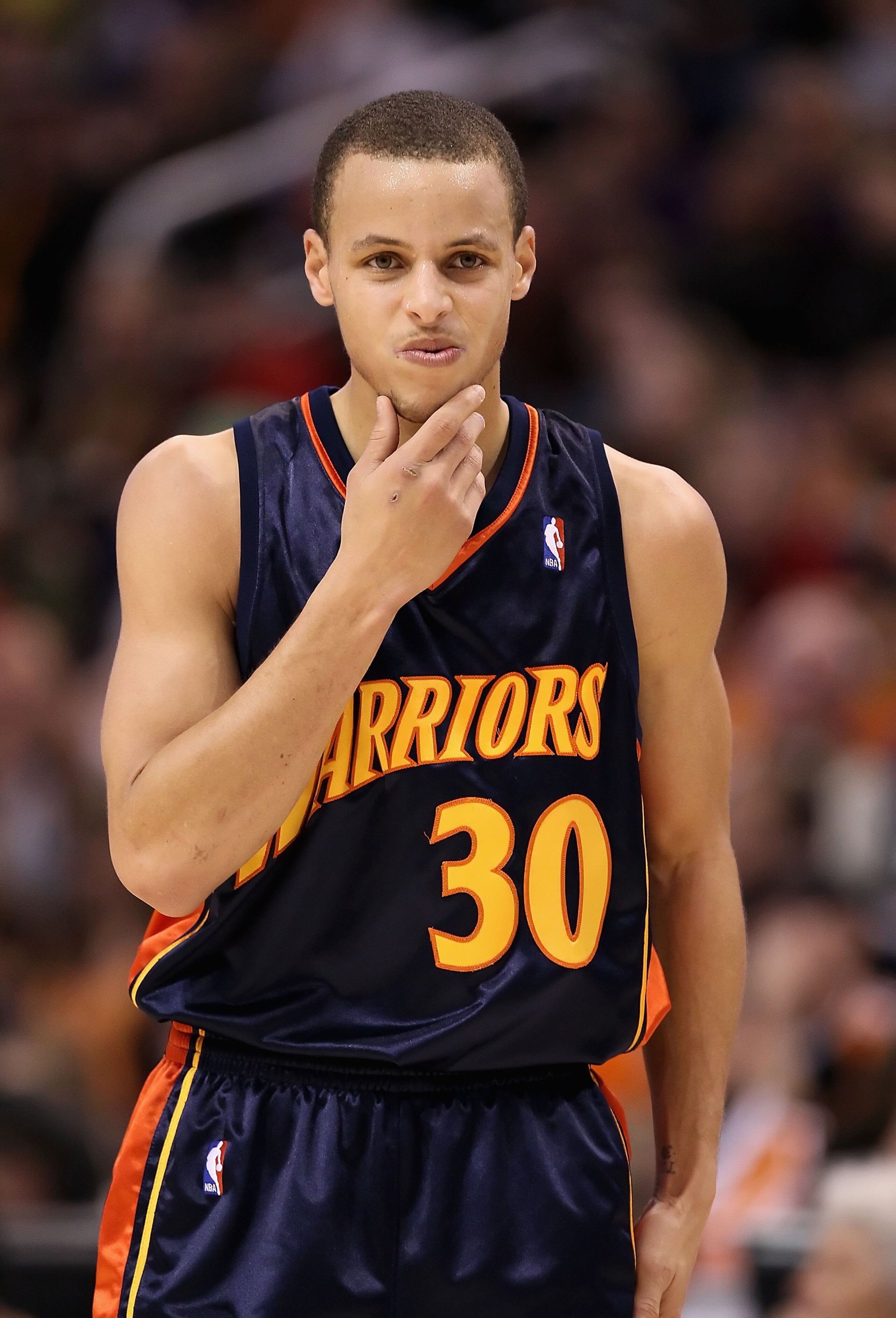 PHOENIX - JANUARY 23:  Stephen Curry #30 of the Golden State Warriors in action during the NBA game against the Phoenix Suns at US Airways Center on January 23, 2010 in Phoenix, Arizona. The Suns defeated the Warriors 112-103.  NOTE TO USER: User expressl