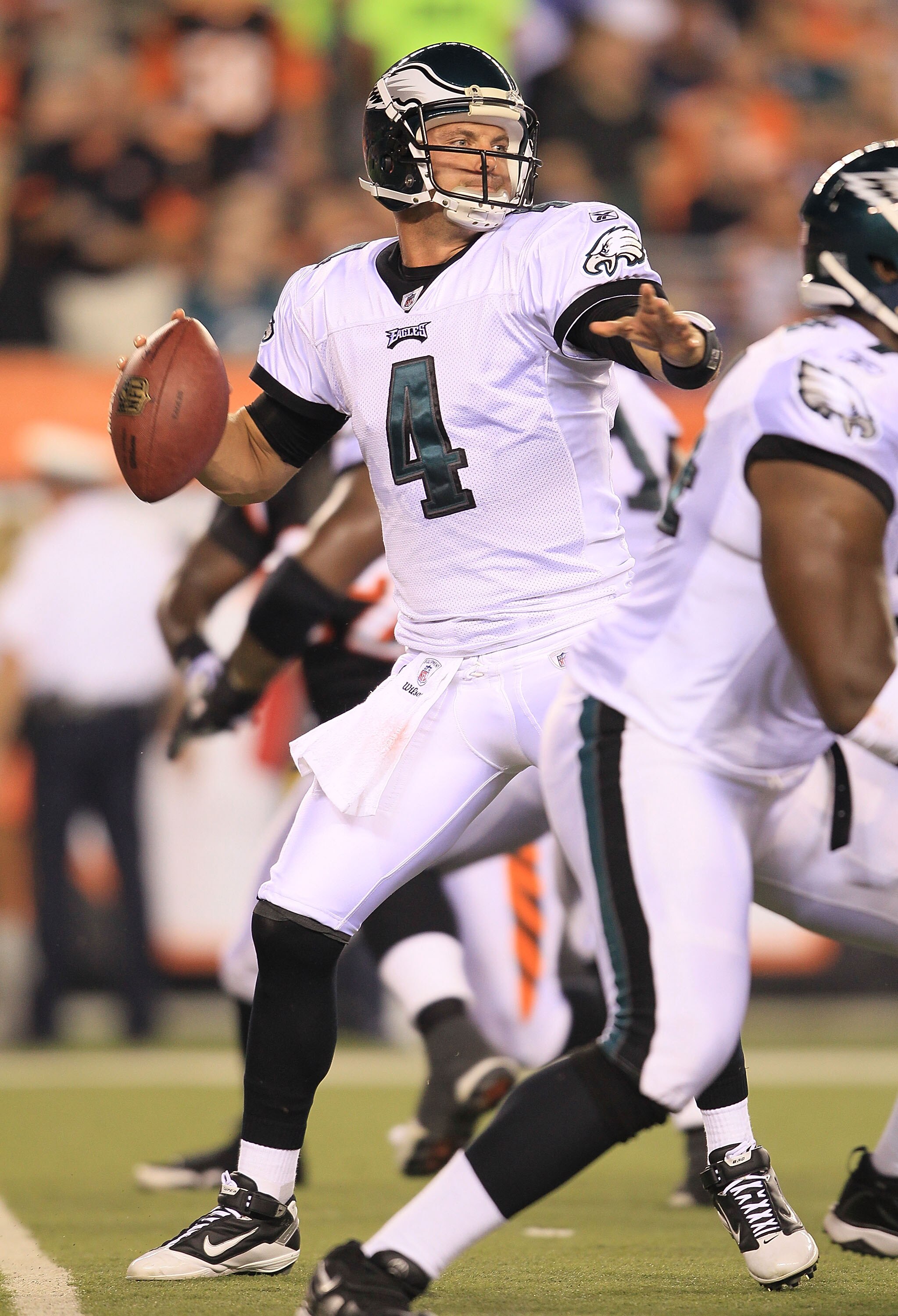 CINCINNATI - AUGUST 20:  Kevin Kolb #4 of the Philadelphia Eagles throws a pass during the NFL preseason game against the Cincinnati Bengals at Paul Brown Stadium on August 20, 2010 in Cincinnati, Ohio.  (Photo by Andy Lyons/Getty Images)