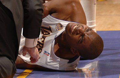 Andrew Bynum injured