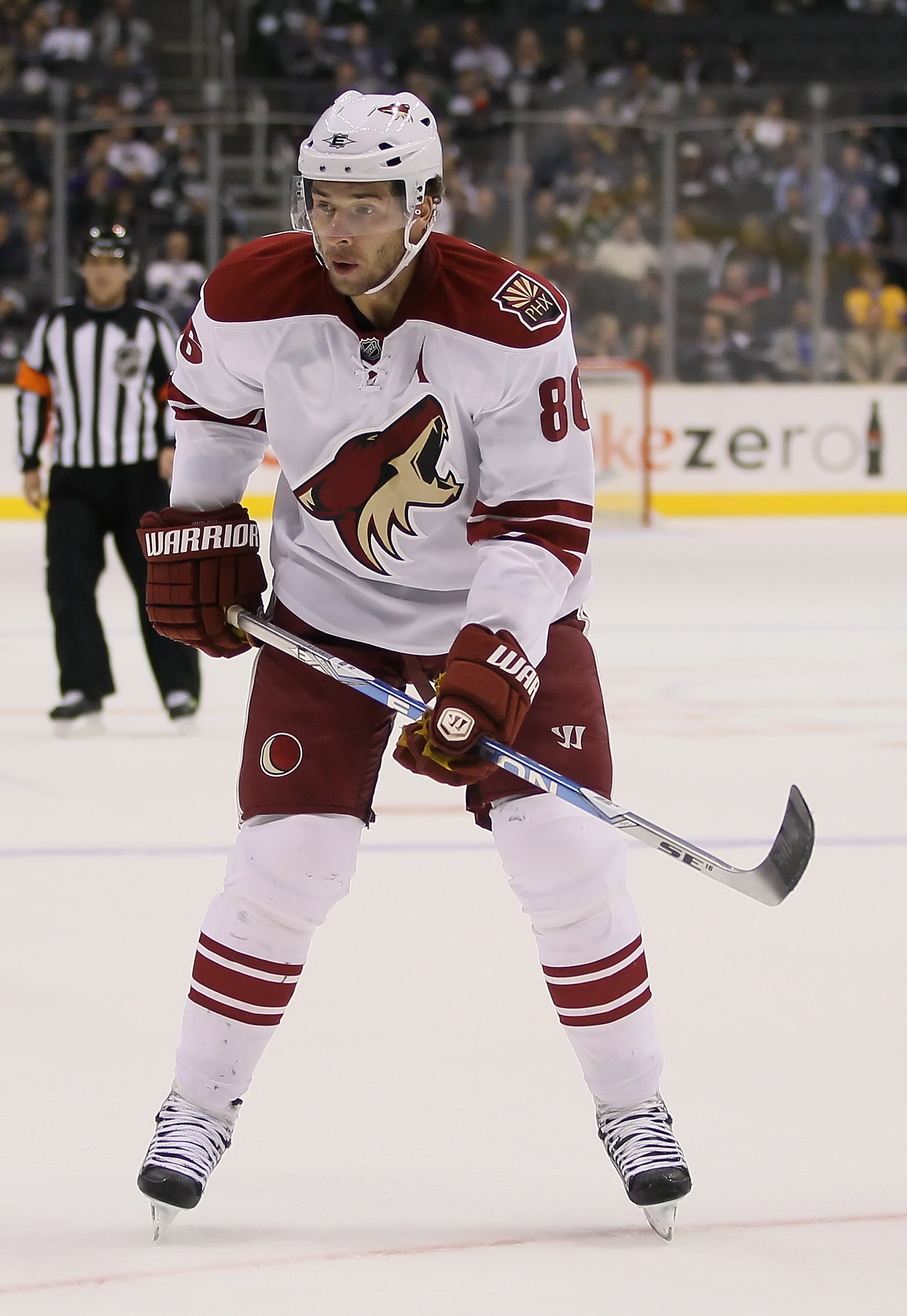 LOS ANGELES, CA - SEPTEMBER 23:  Wojtek Wolski #86 of the Phoenix Coyotes skates against the Los Angeles Kings at Staples Center on September 23, 2010 in Los Angeles, California.  (Photo by Jeff Gross/Getty Images)