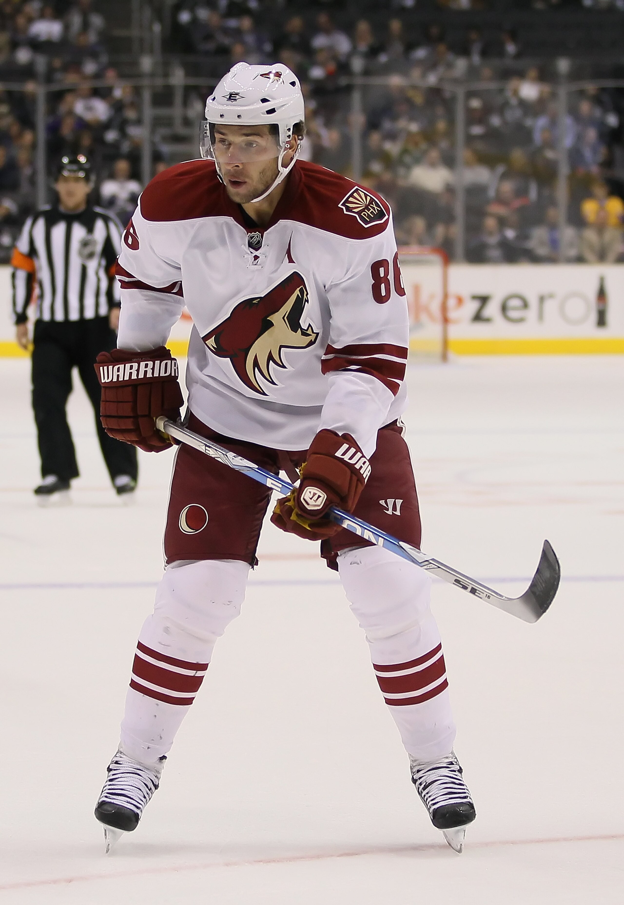 LOS ANGELES, CA - SEPTEMBER 23:  Wojtek Wolski #86 of the Phoenix Coyotes skates against the Los Angeles Kings at Staples Center on September 23, 2010 in Los Angeles, California.  (Photo by Jeff Gross/Getty Images)