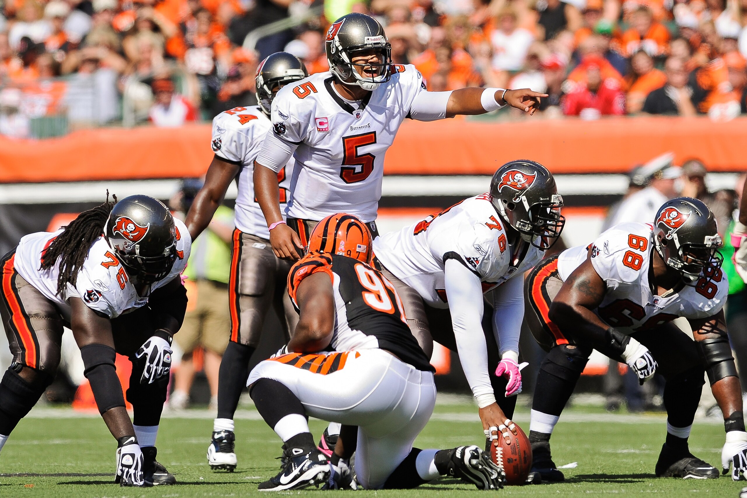CINCINNATI, OH - OCTOBER 10: Quarterback Josh Freeman #5 of the Tampa Bay Buccaneers points out blocking assignments against the Cincinnati Bengals at Paul Brown Stadium on October 10, 2010 in Cincinnati, Ohio. (Photo by Jamie Sabau/Getty Images)