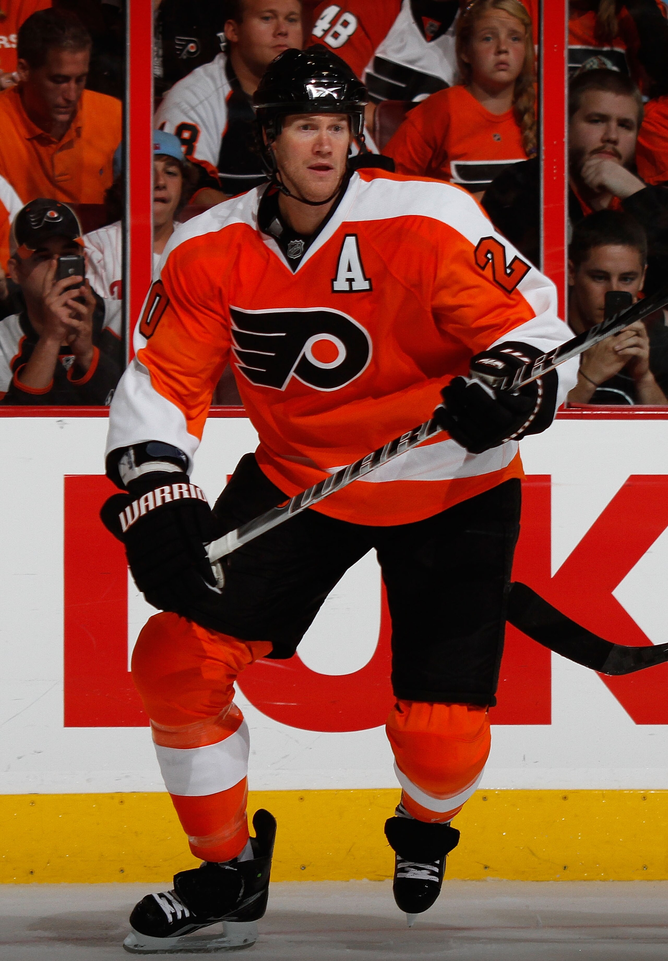 PHILADELPHIA - OCTOBER 11:  Chris Pronger #20 of the Philadelphia Flyers in a hockey game against the Colorado Avalanche at the Wells Fargo Center on October 11, 2010 in Philadelphia, Pennsylvania.  (Photo by Paul Bereswill/Getty Images)
