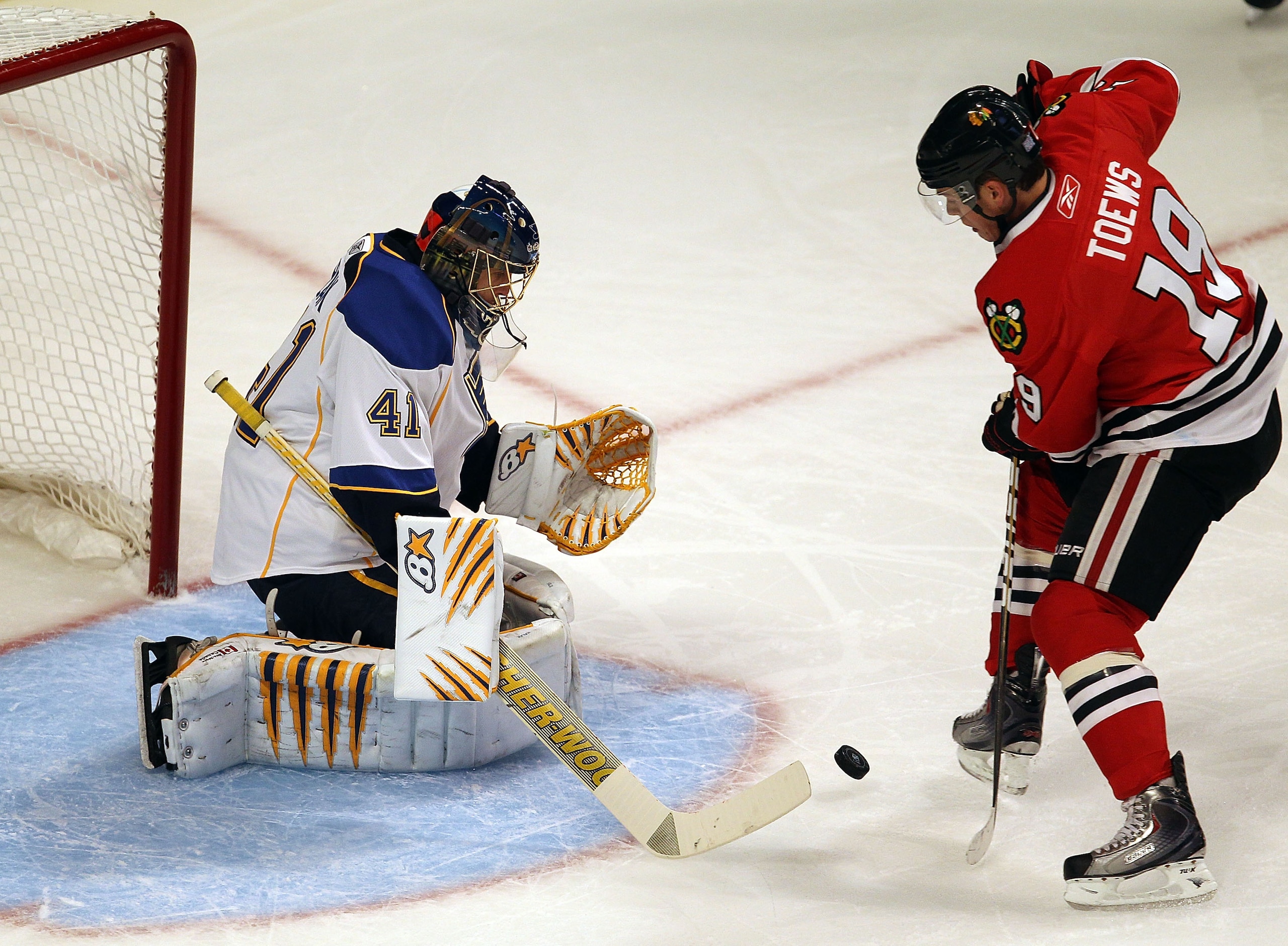 CHICAGO - OCTOBER 18: Jaroslav Halak #41 of the St. Louis Blues sets to stop a shot by Jonathan Toews #19 of the Chicago Blackhawks at the United Center on October 18, 2010 in Chicago, Illinois. (Photo by Jonathan Daniel/Getty Images)