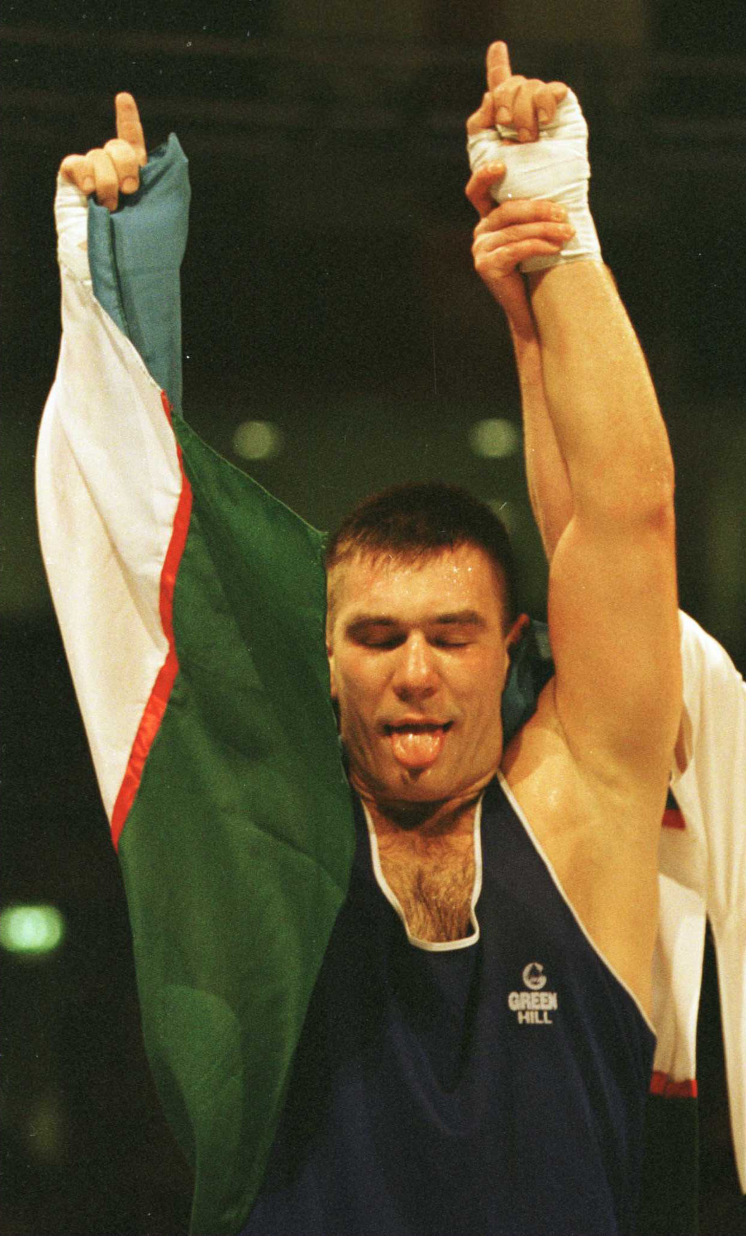 10 Jun 2001:  Ruslan Chagaev of UBZ wins the 91kg final during the World Amateur Boxing championships at the Oddessey, Belfast. Mandatory Credit: Jamie McDonald/ALLSPORT