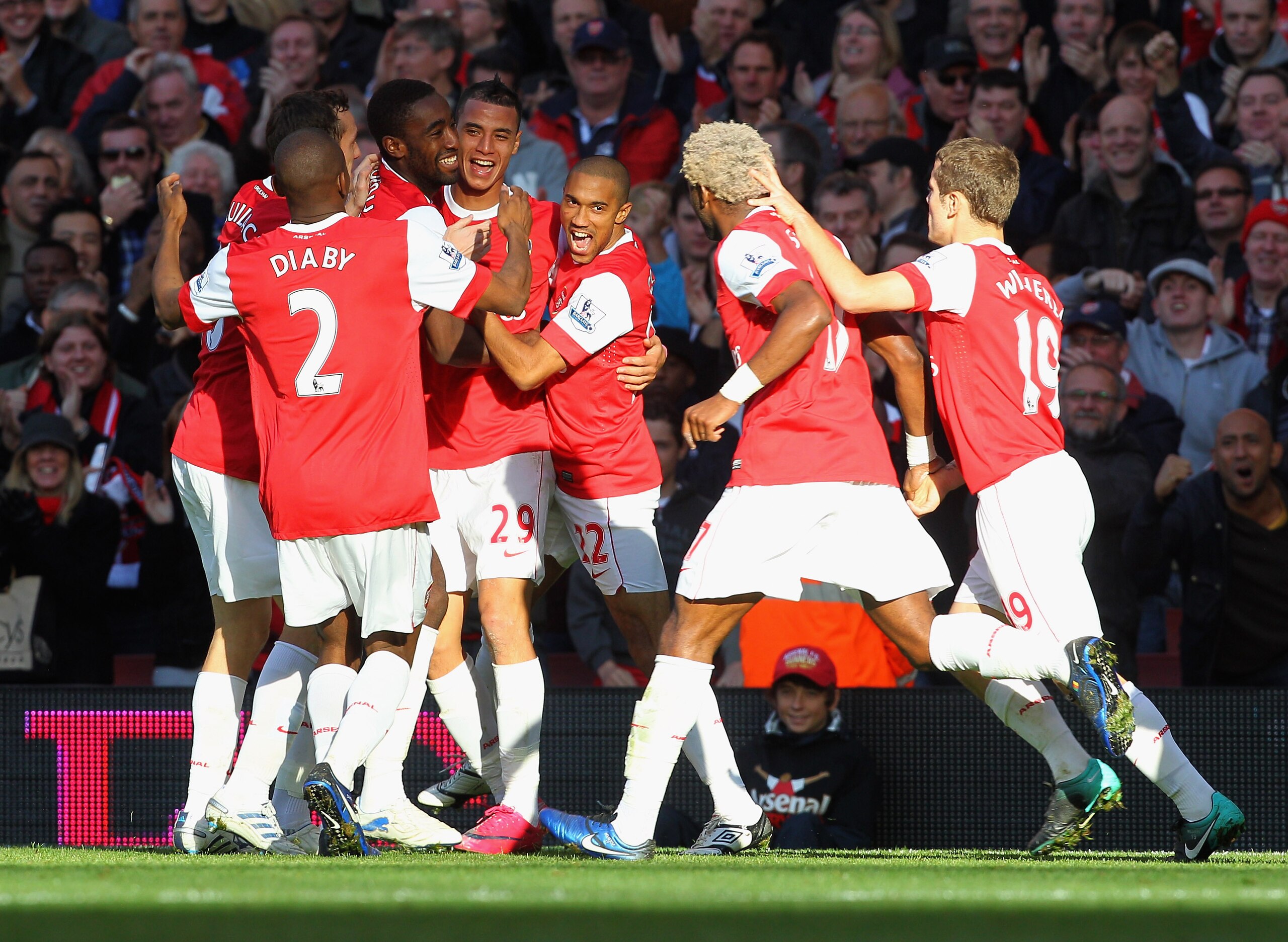 LONDON, ENGLAND - OCTOBER 16:  Marouane Chamakh of Arsenal celebrates his goal during the Barclays Premier League match between Arsenal and Birmingham City at Emirates Stadium on October 16, 2010 in London, England.  (Photo by Clive Rose/Getty Images)
