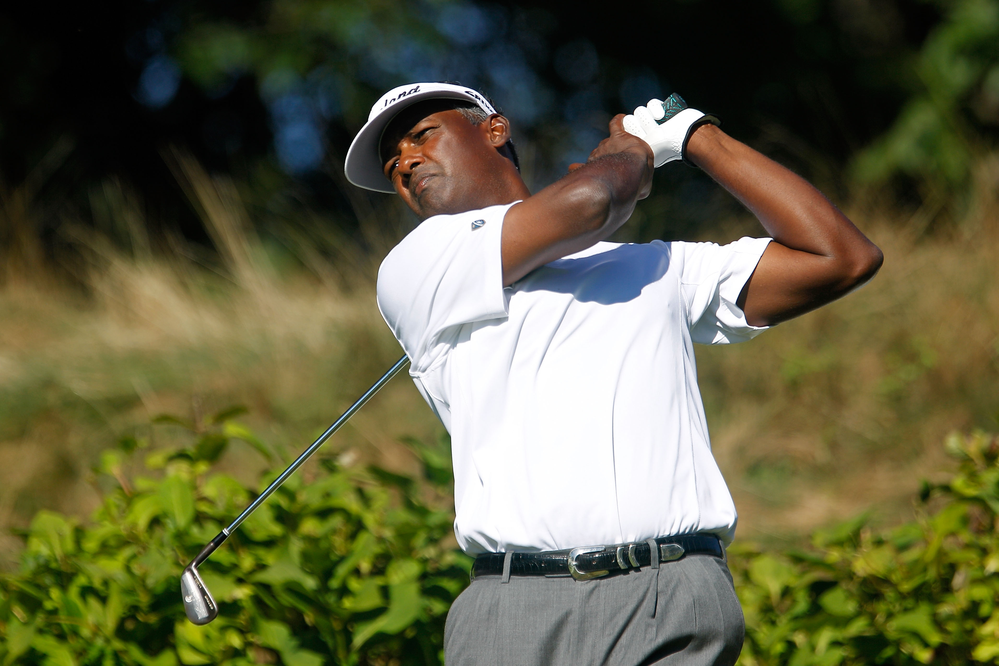 PARAMUS, NJ - AUGUST 27:  Vijay Singh of Fiji watches his tee shot on the eighth hole during the second round of The Barclays at the Ridgewood Country Club on August 27, 2010 in Paramus, New Jersey.  (Photo by Scott Halleran/Getty Images)