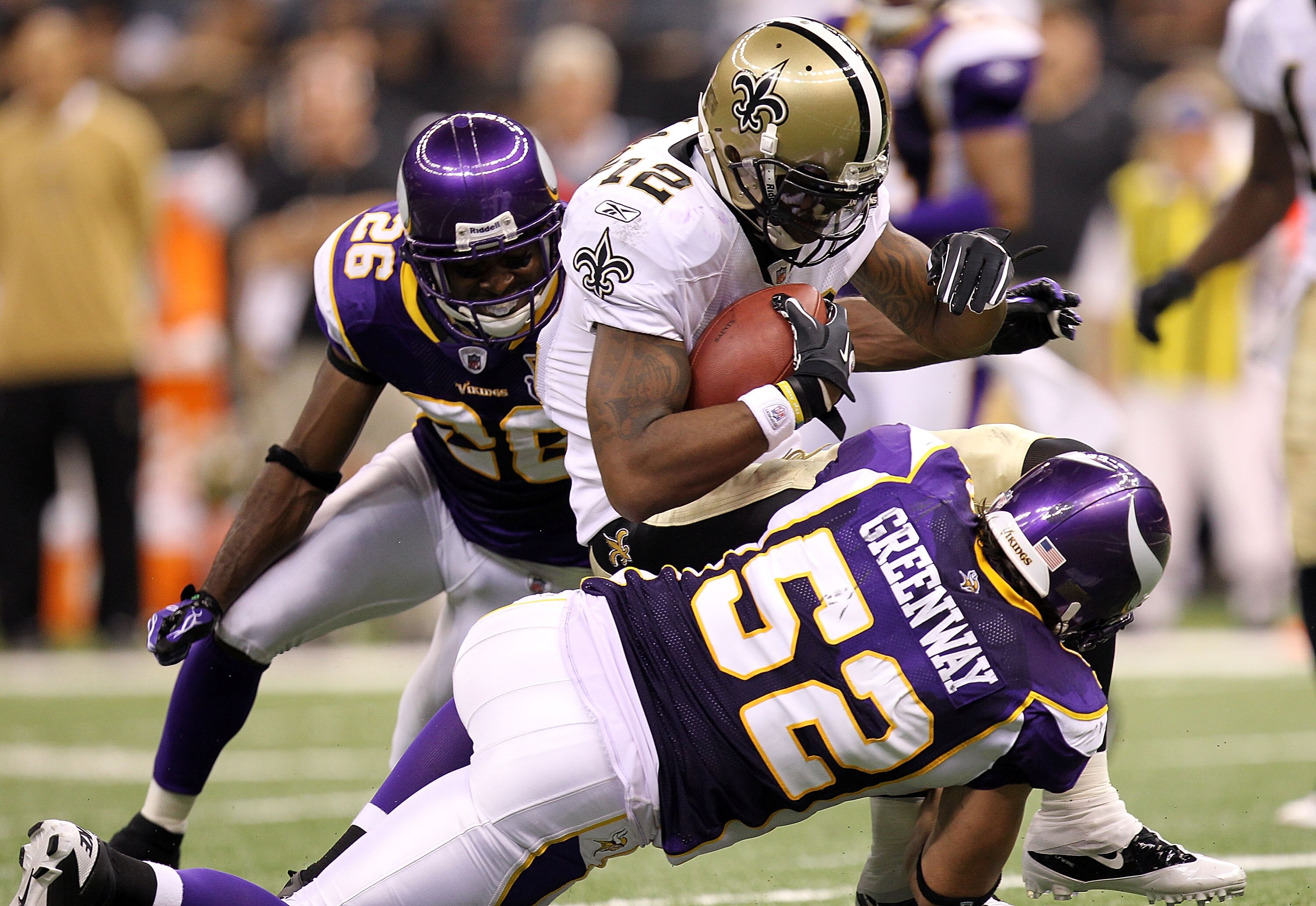 NEW ORLEANS - SEPTEMBER 09:  Marques Colston #12 of the New Orleans Saints at Louisiana Superdome on September 9, 2010 in New Orleans, Louisiana.  (Photo by Ronald Martinez/Getty Images)